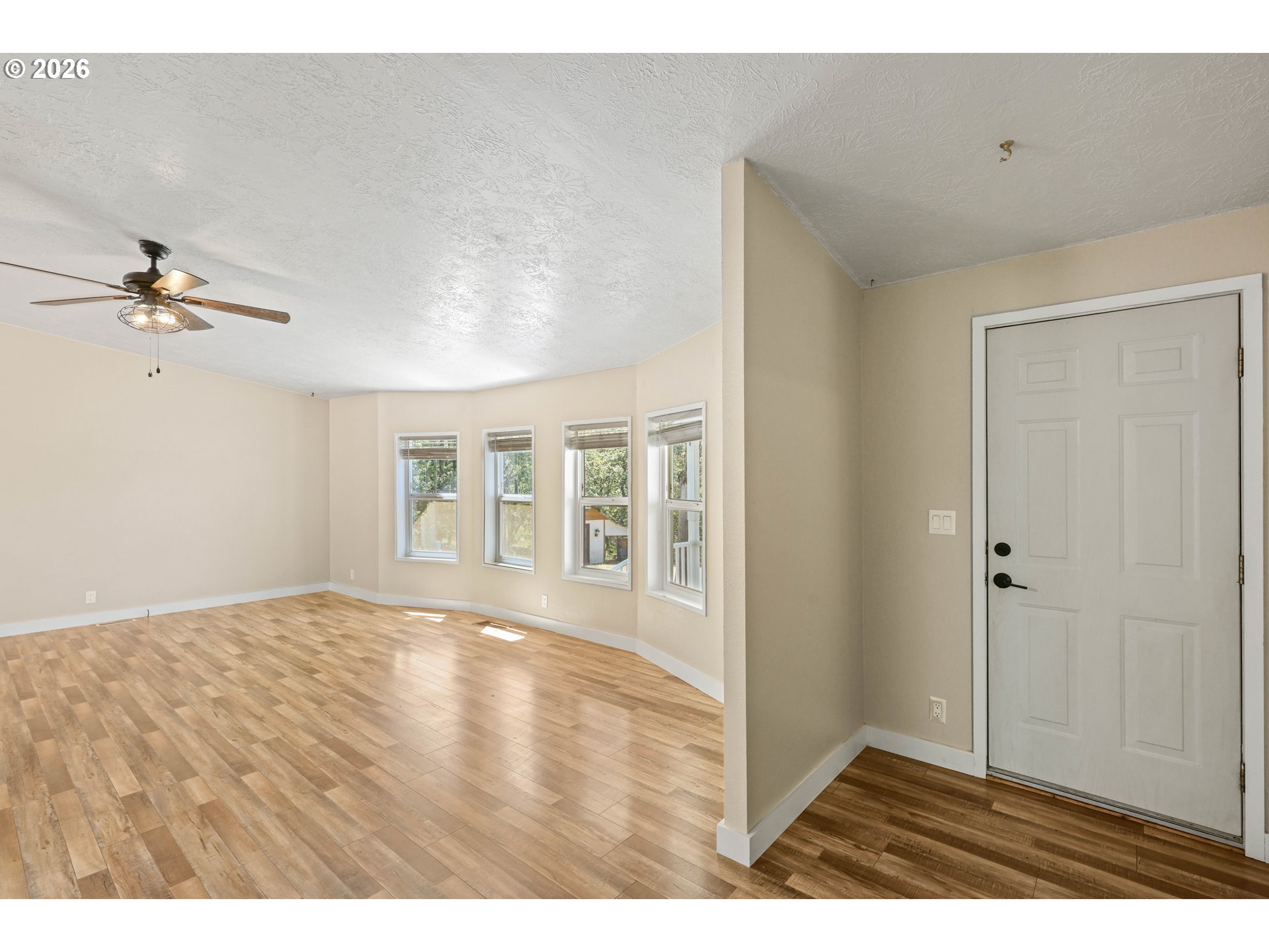 235 Dearing Way Property Photo 2