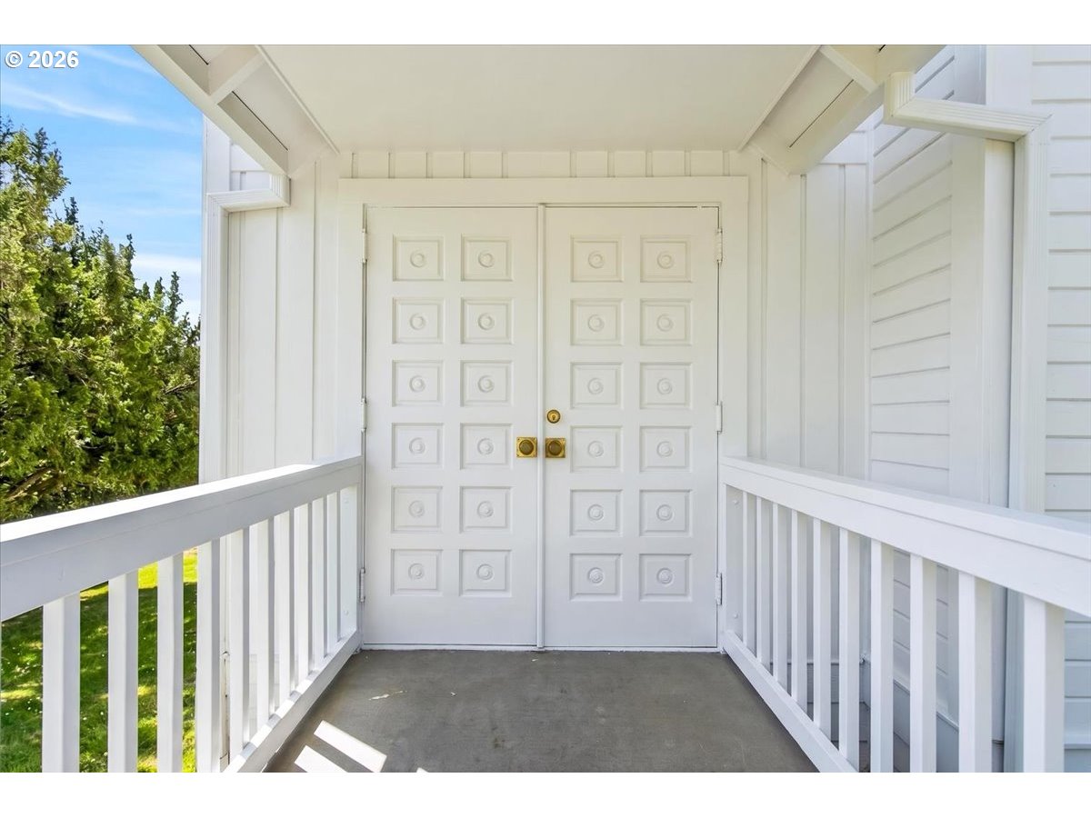 55330 Sw Lovegren Dr Property Photo 7