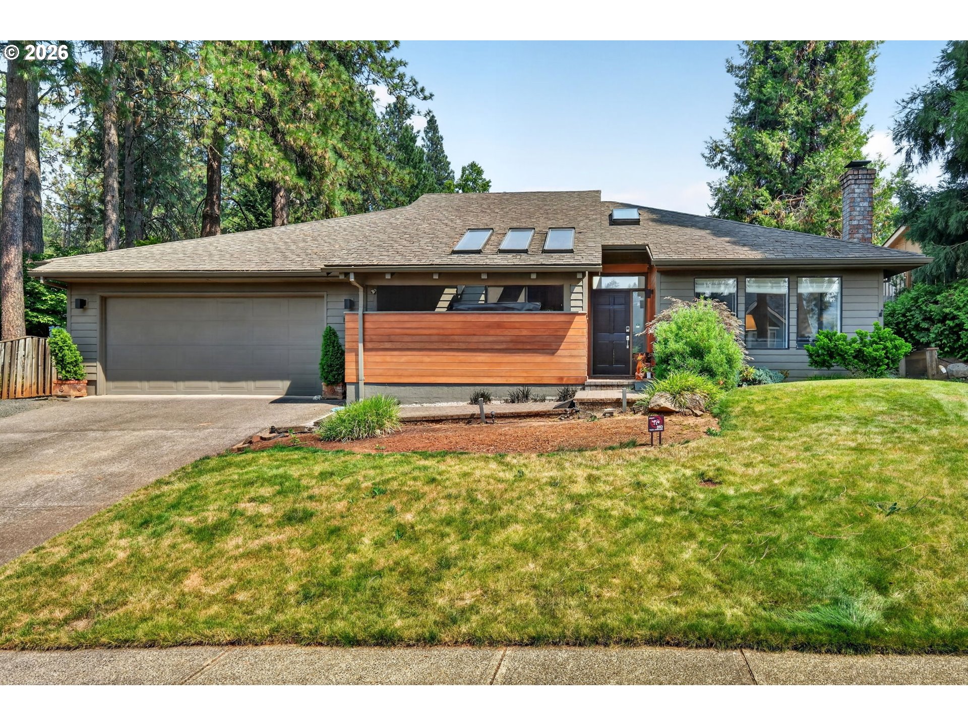 1626 Cinnamon Hill Dr Property Photo 1
