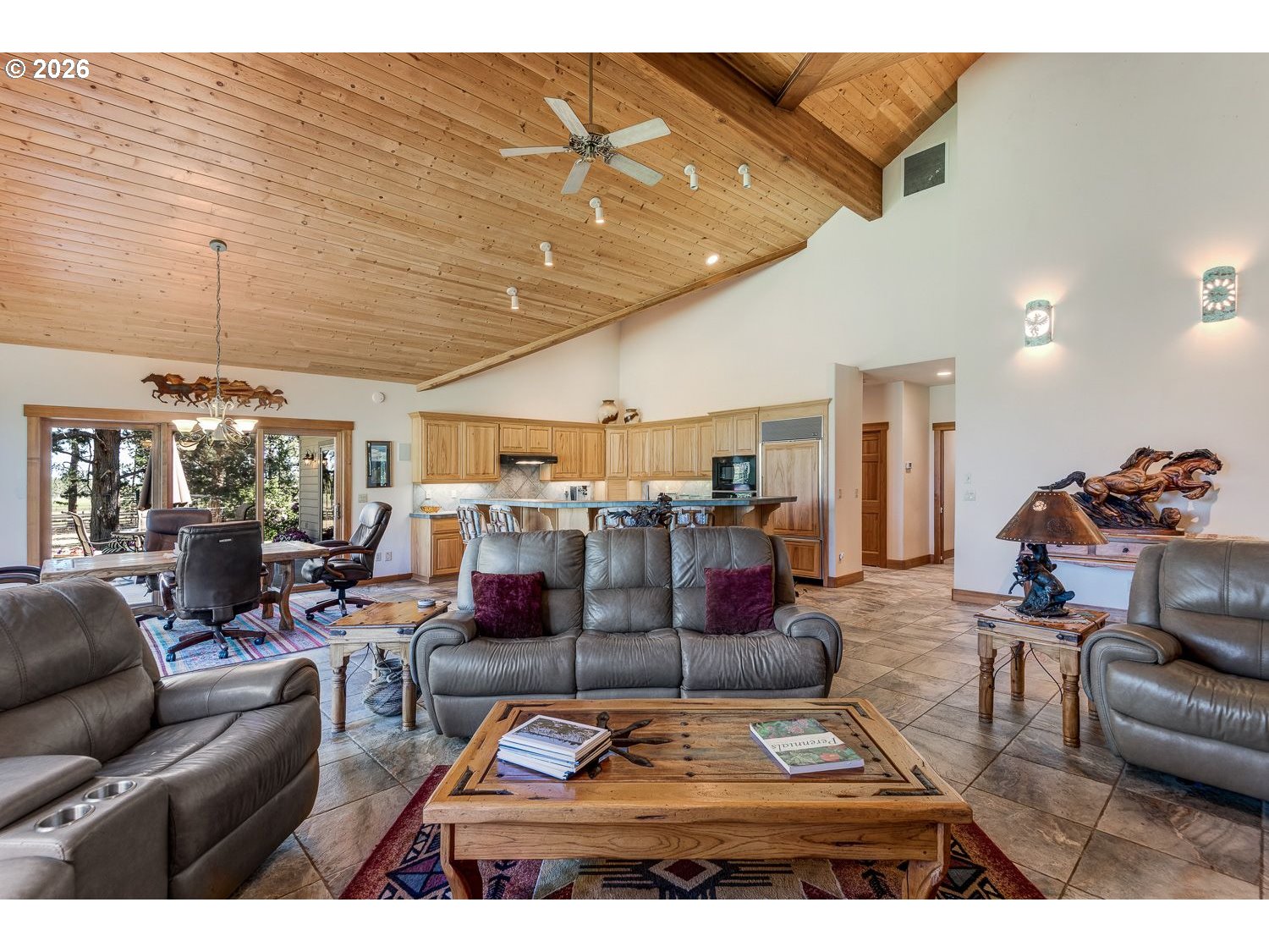 64464 Collins Rd Property Photo 6