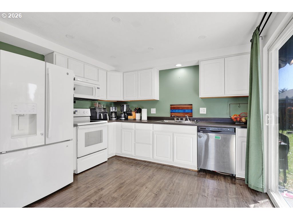 4514 Souza St Property Photo 11