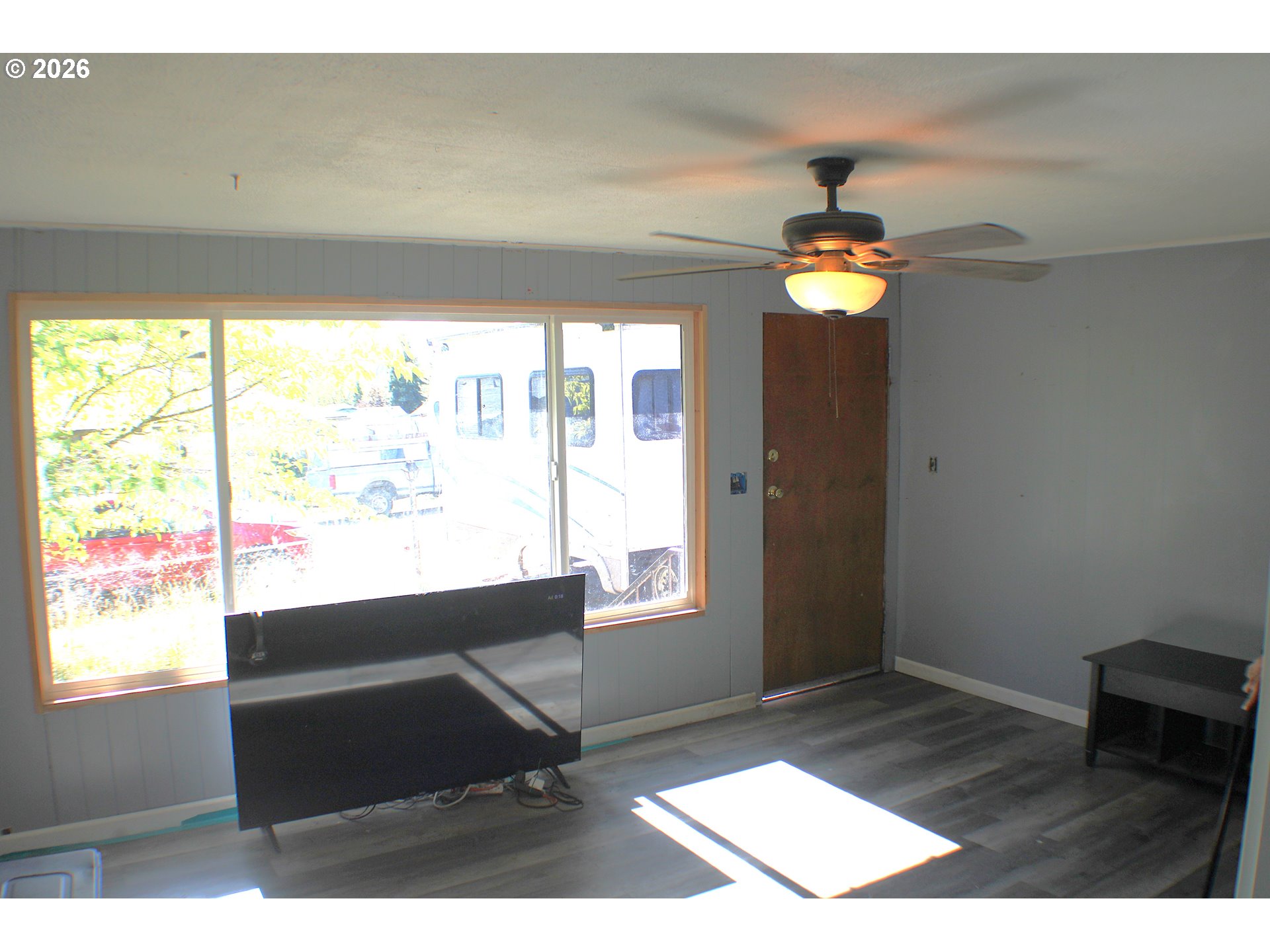 721 Ne Christian St Property Photo 3