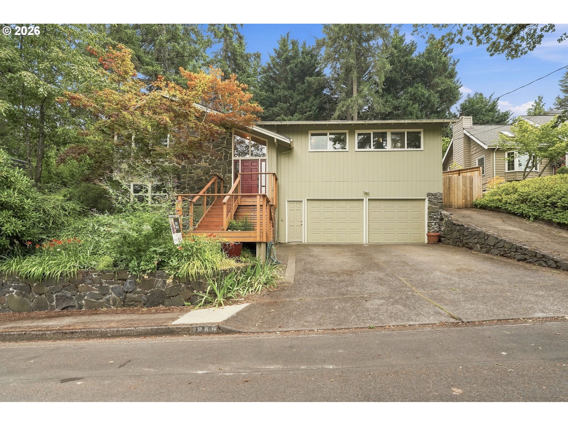 1960 W 25th Ave Property Photo 1