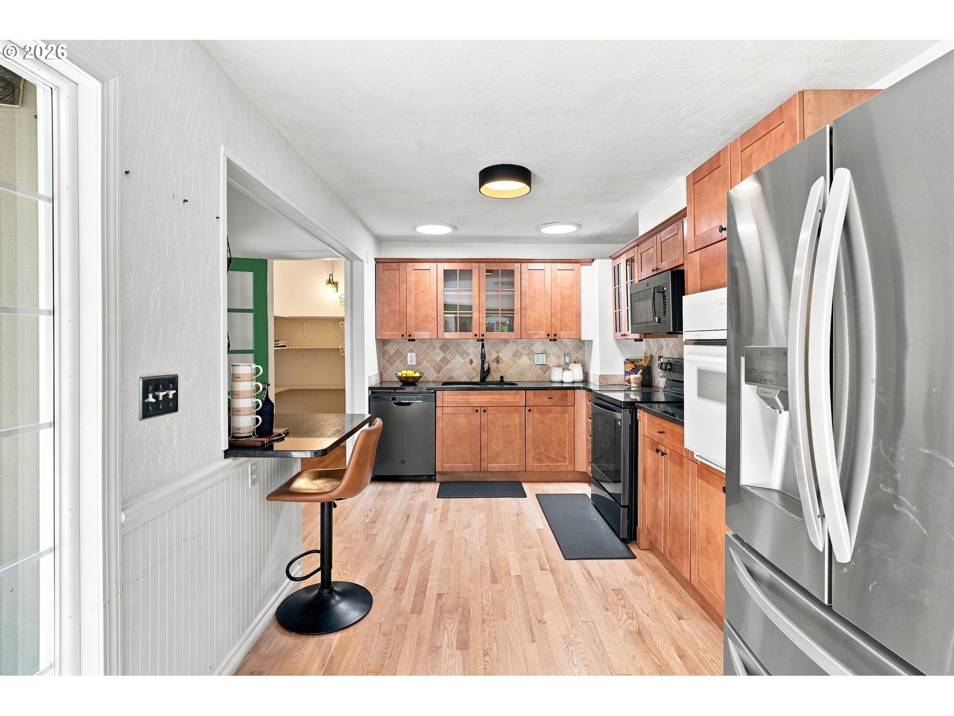 1960 W 25th Ave Property Photo 13
