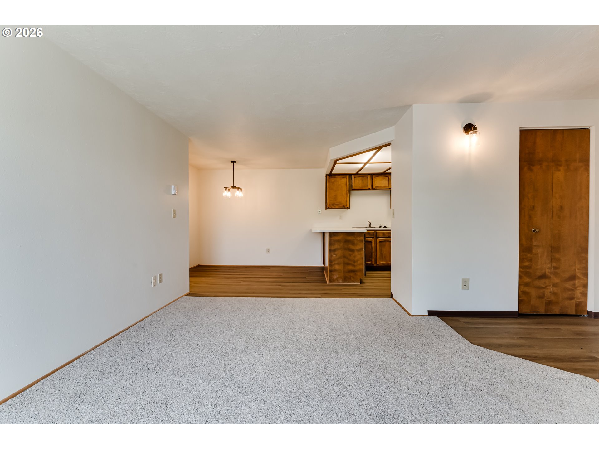 650 Harlow Rd 256 Property Photo 6