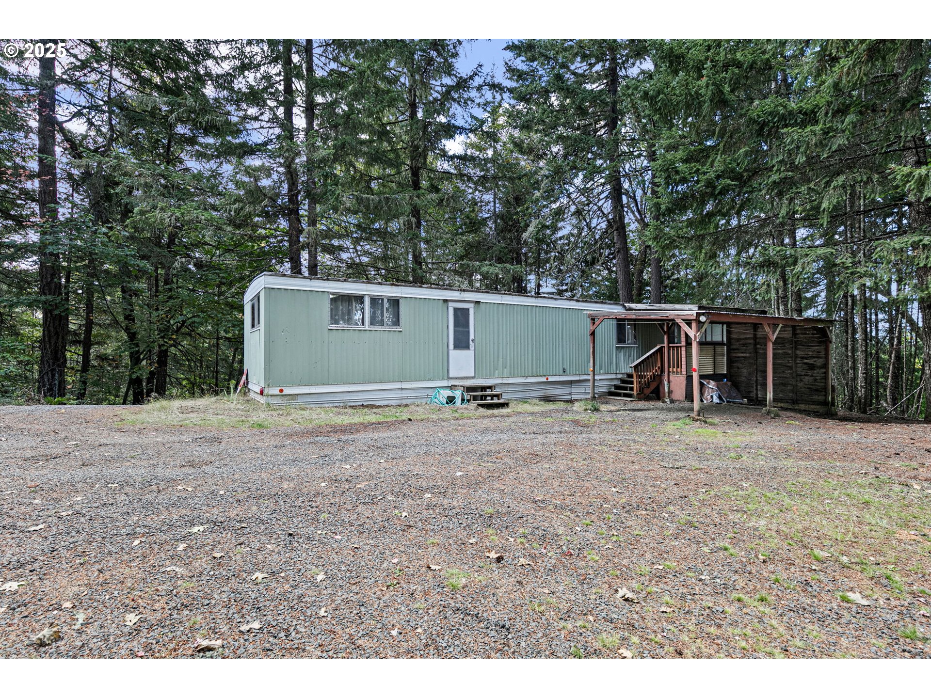 24977 Sturtevant Dr Property Photo 21