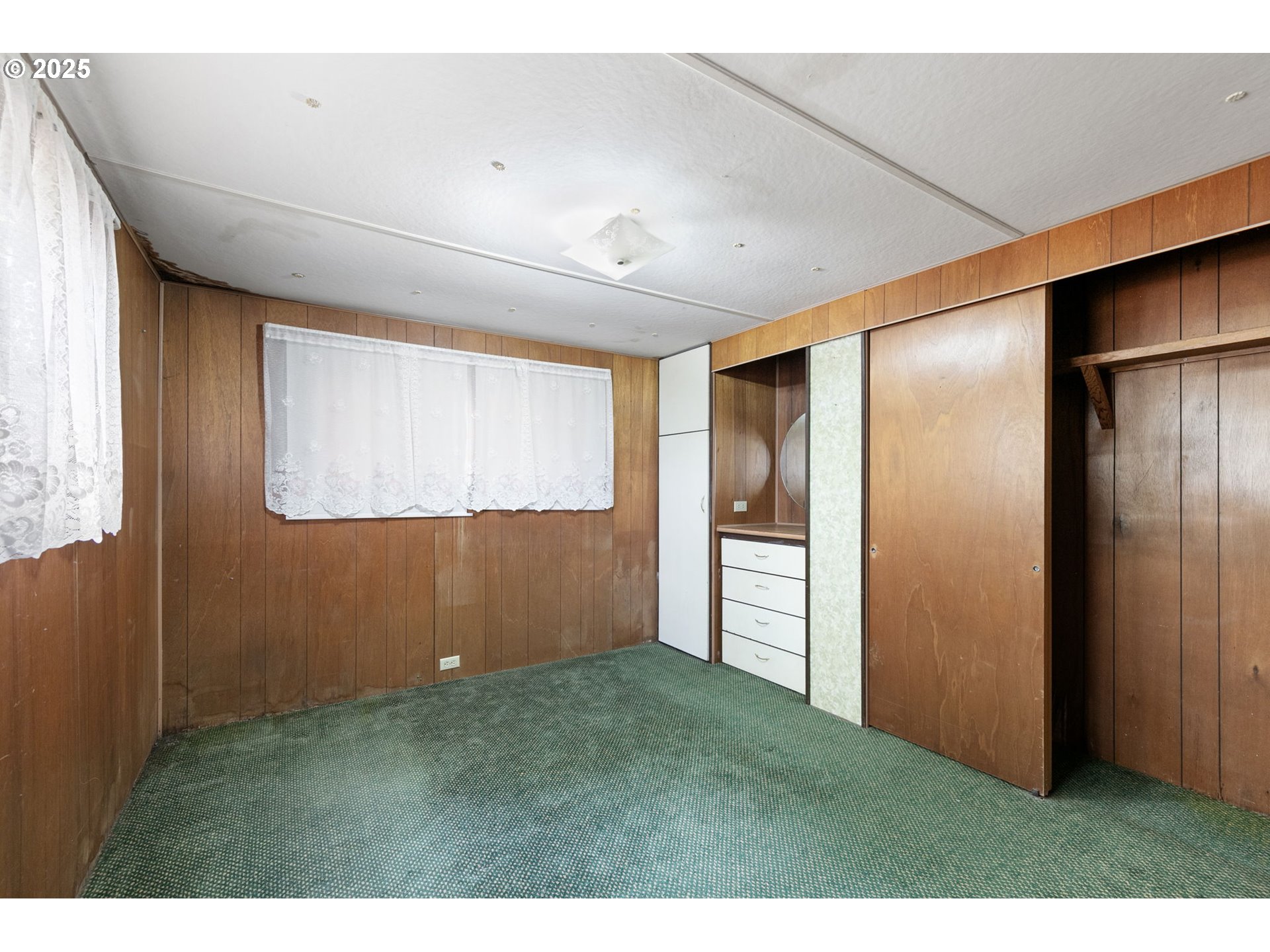 24977 Sturtevant Dr Property Photo 37