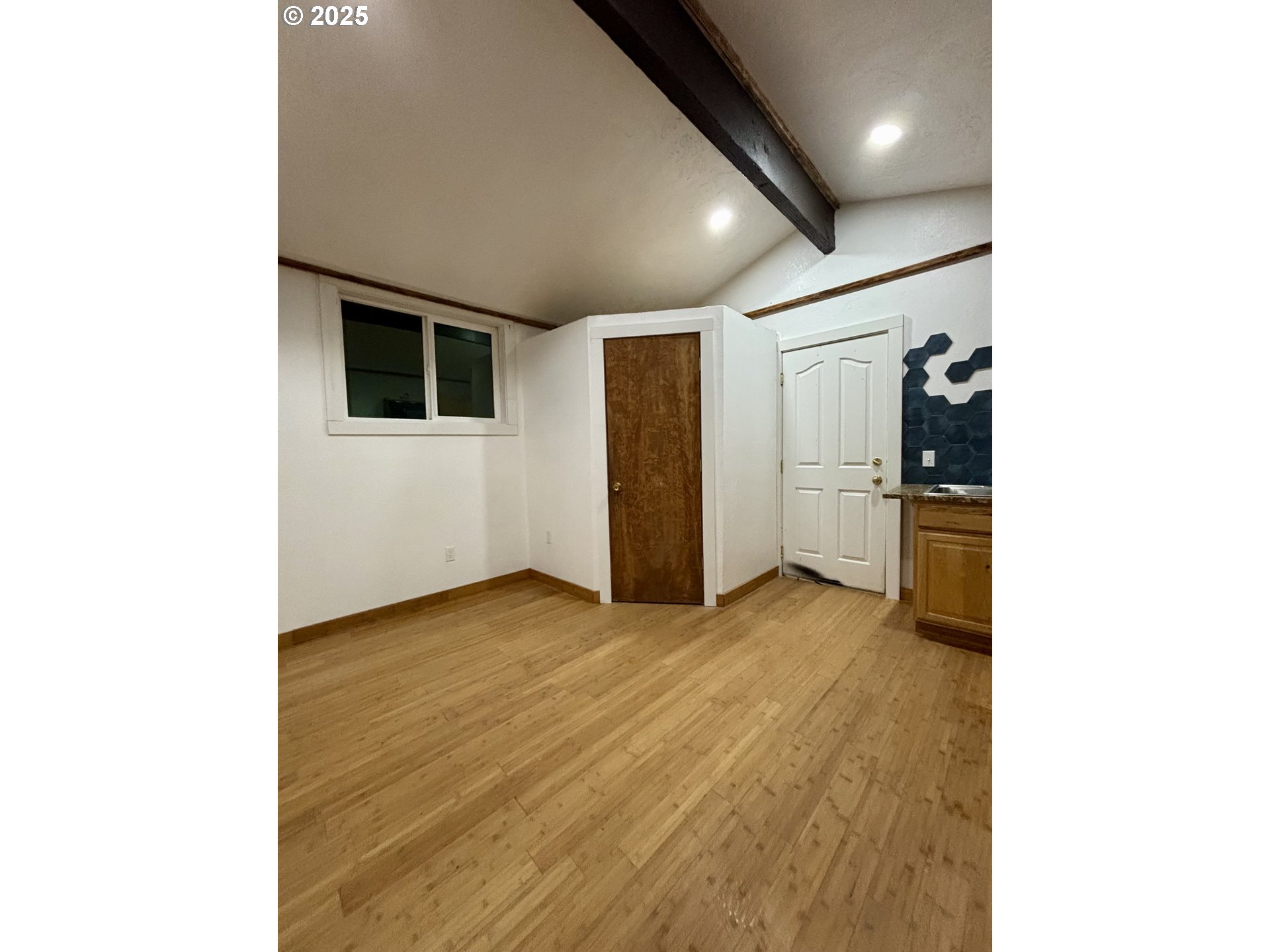 136010 Hwy 97 Property Photo 43
