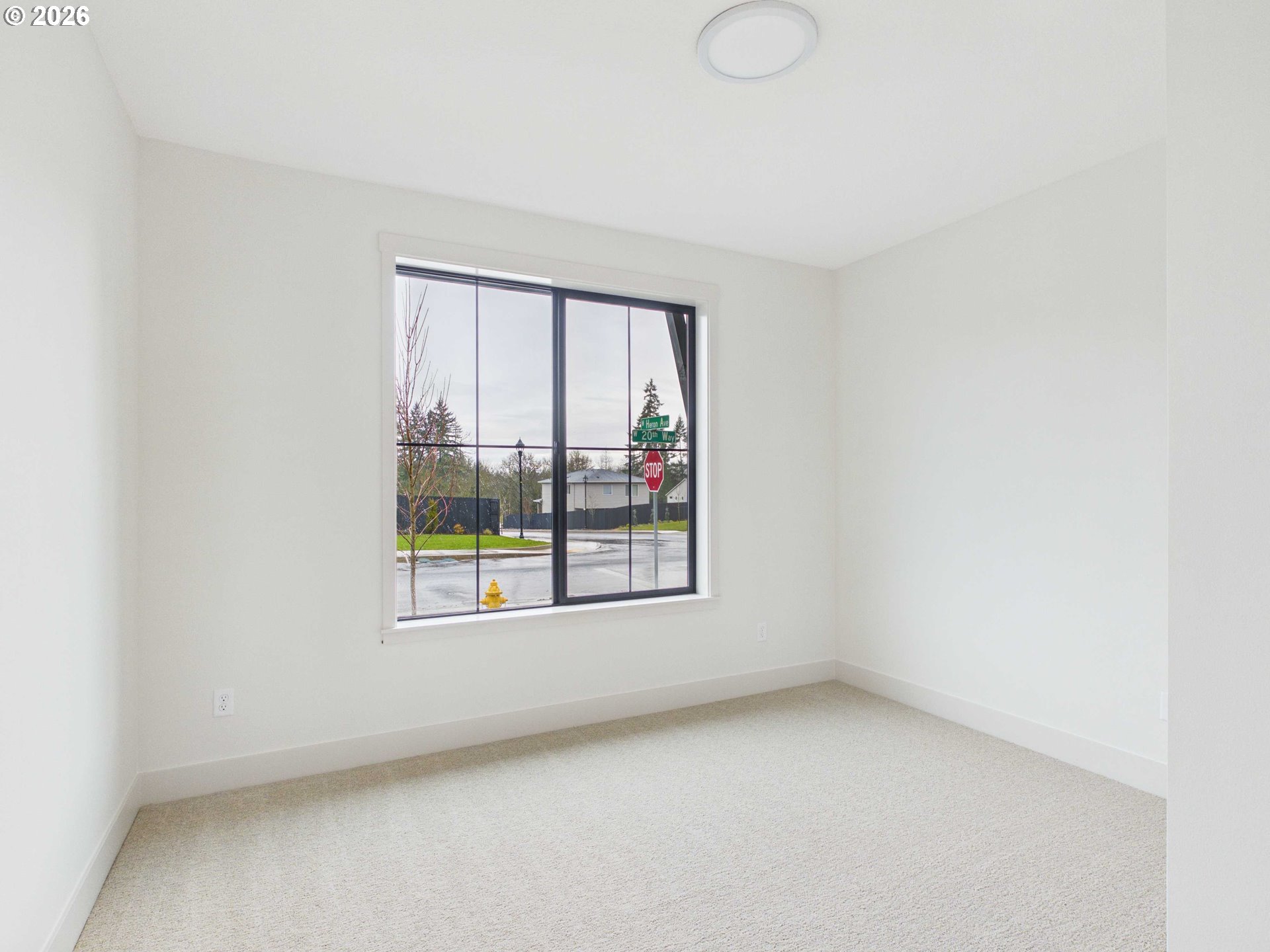 521 W 20th Way Property Photo 10