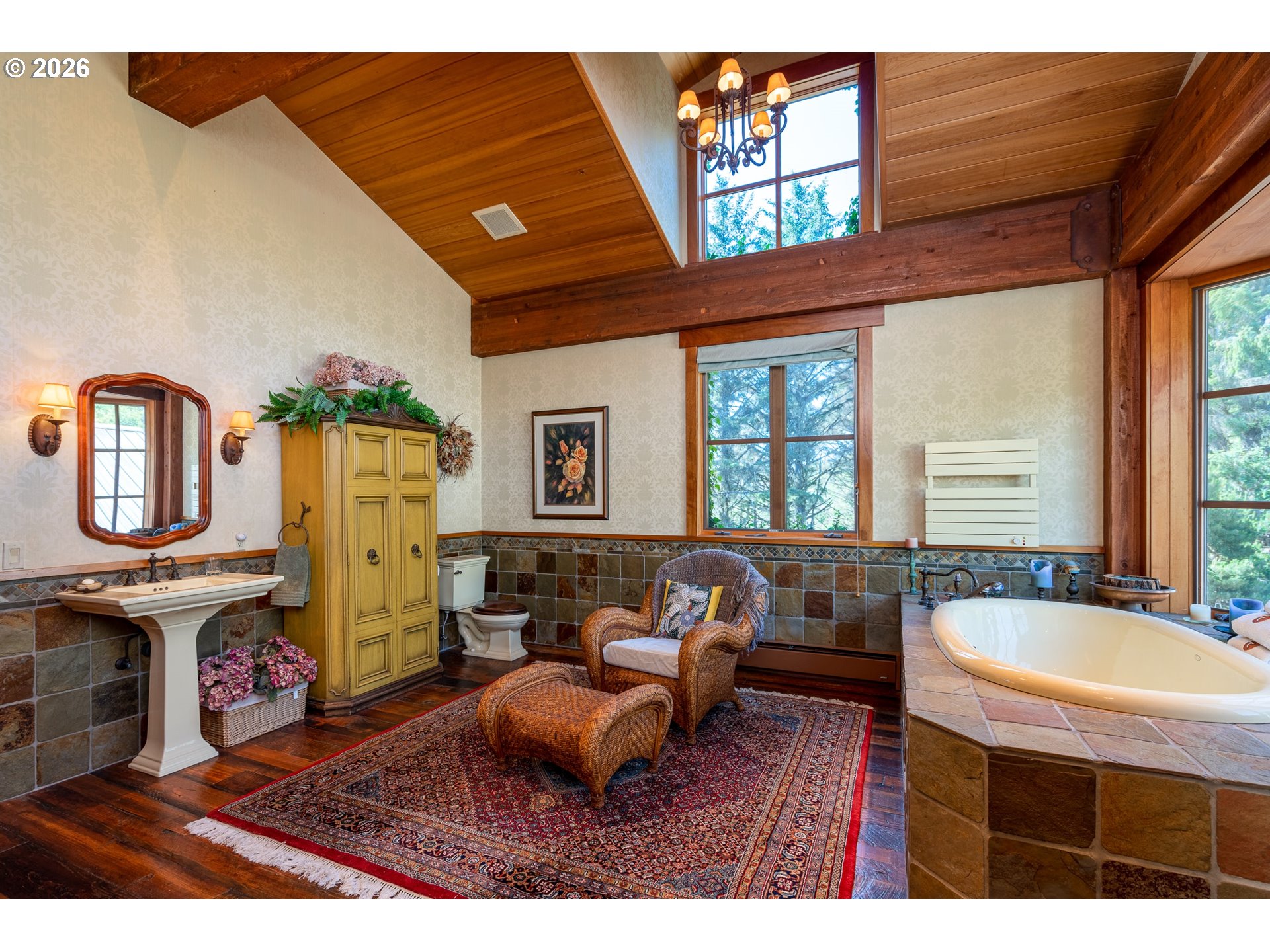 36044 Highway 101 Property Photo 22