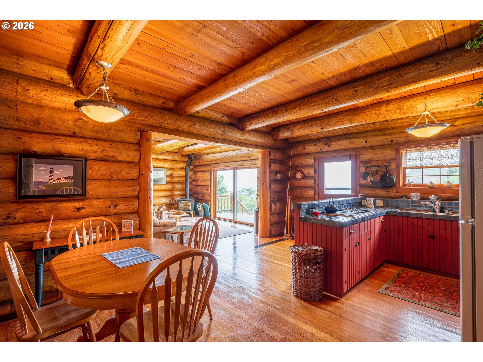 36044 Highway 101 Property Photo 29