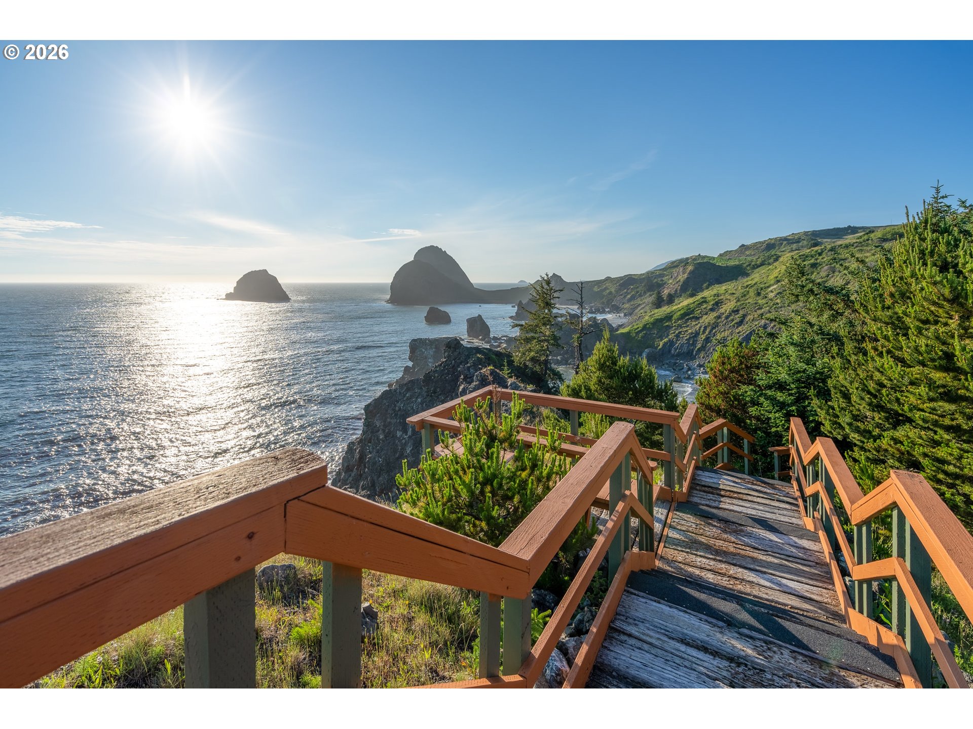 36044 Highway 101 Property Photo 40