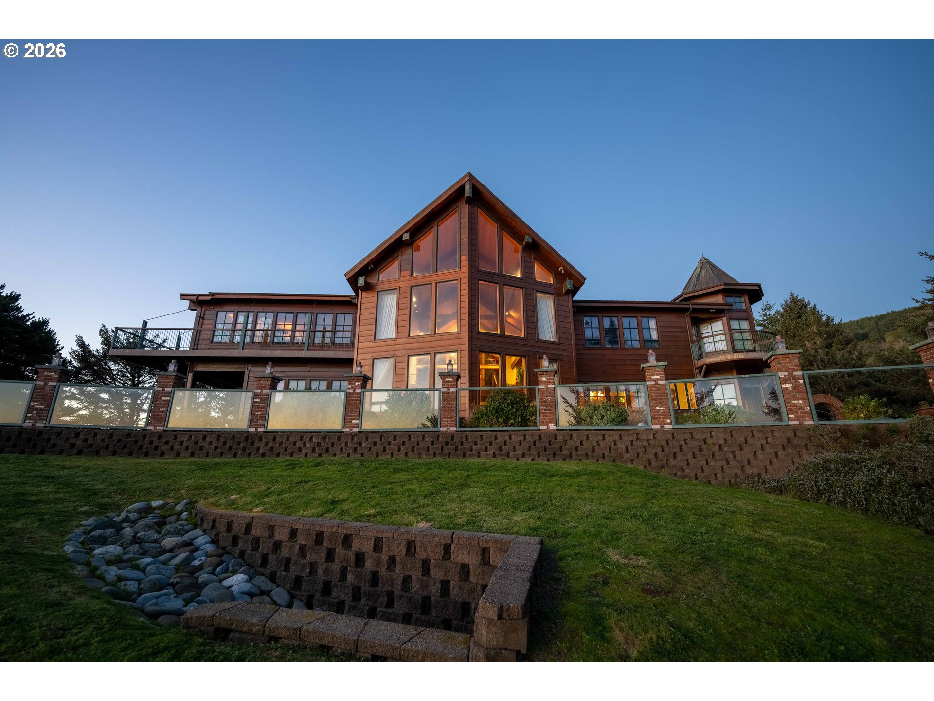 36044 Highway 101 Property Photo 43
