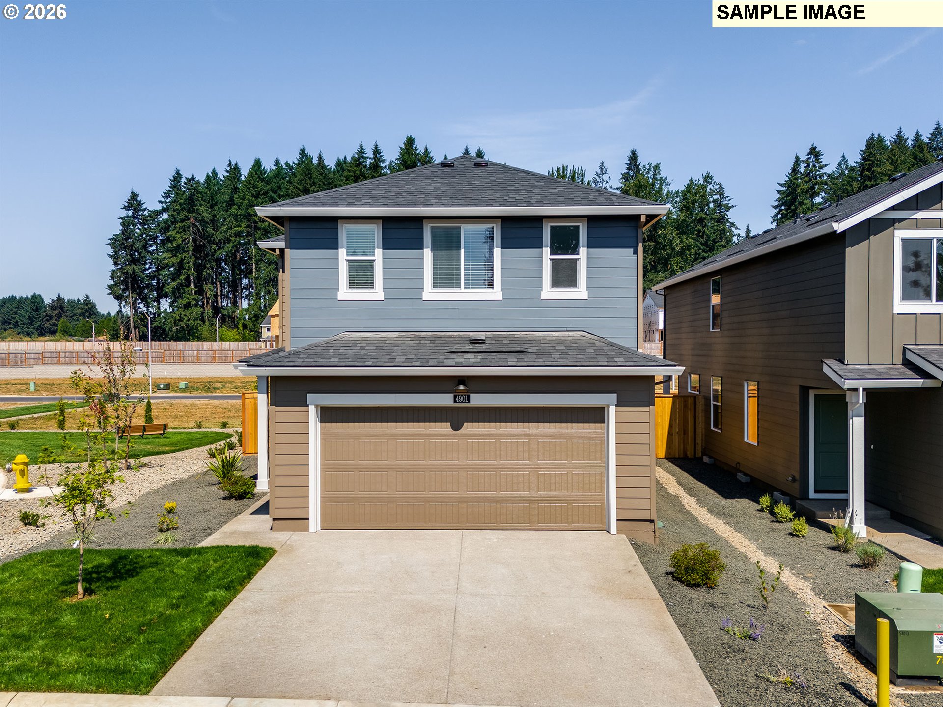6323 NE 51ST LOOP Property Photo 1