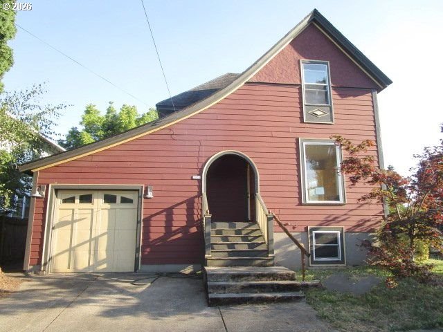 2004 Se Ash St Property Photo 1