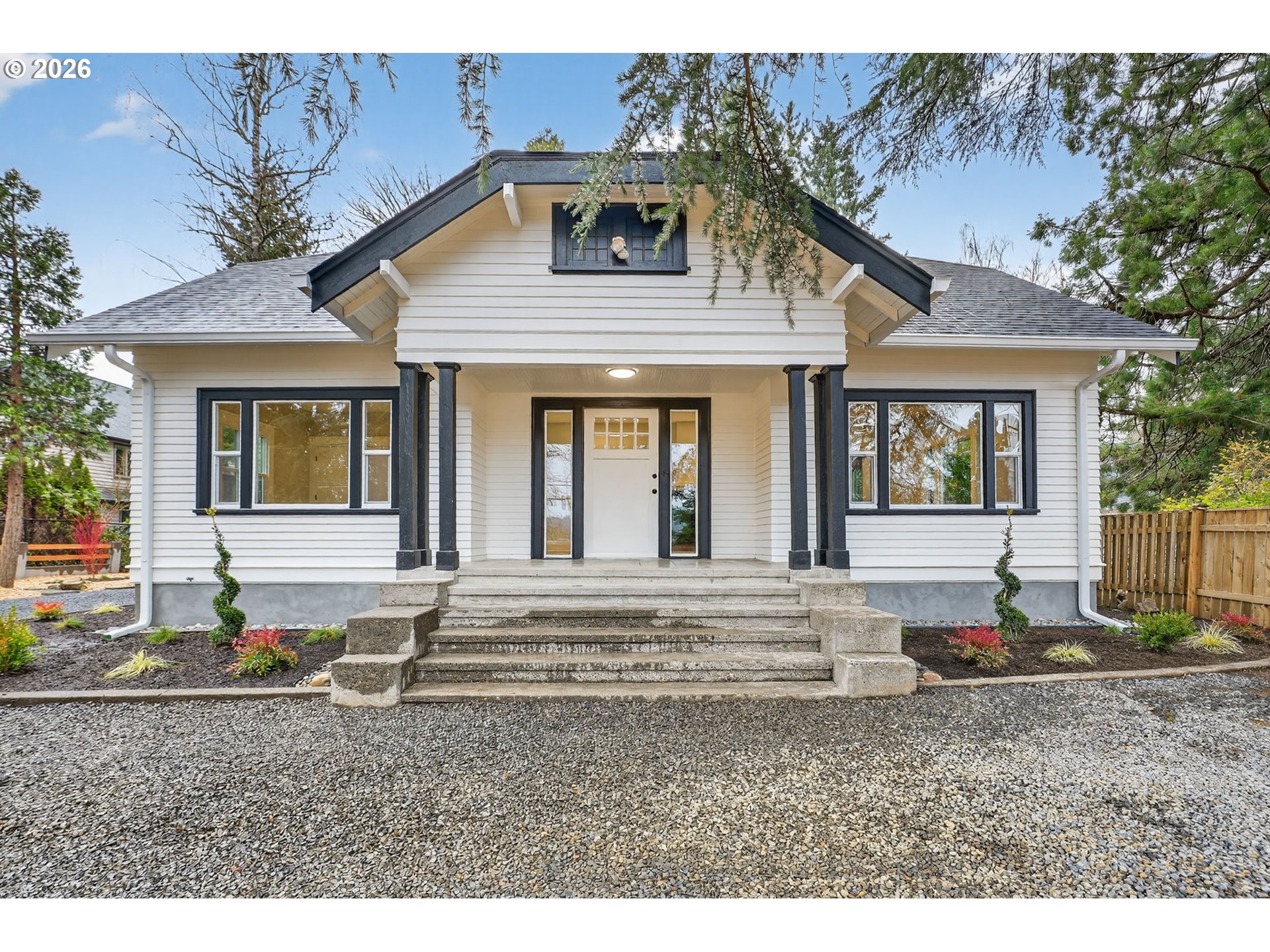 5465 Sw Scholls Ferry Rd Property Photo 1