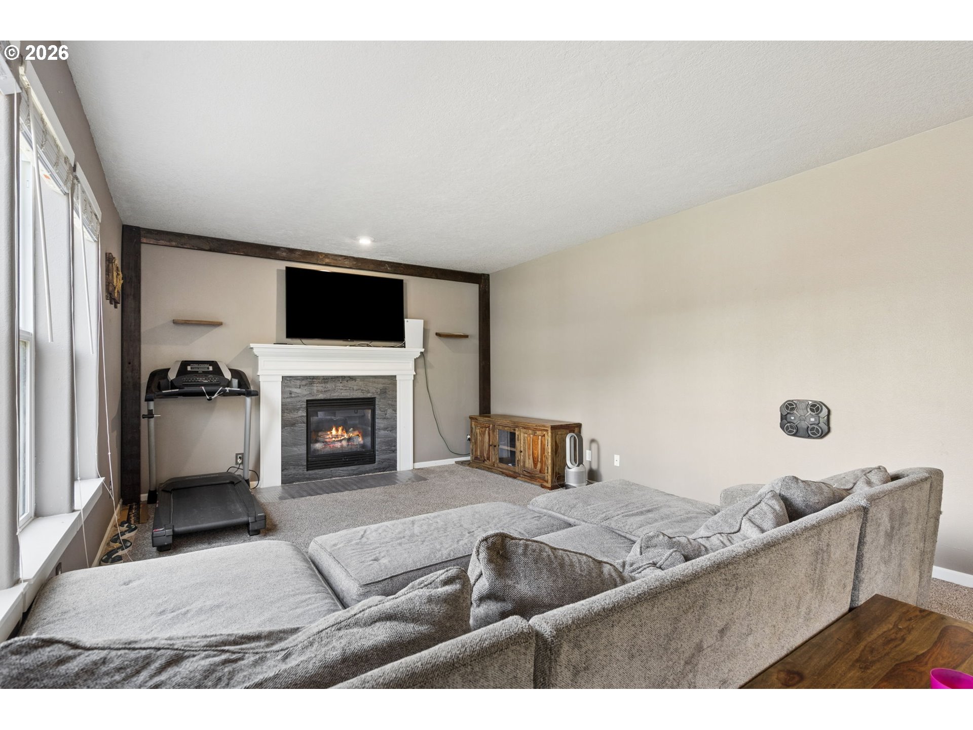 18659 Van Fleet Ave Property Photo 8