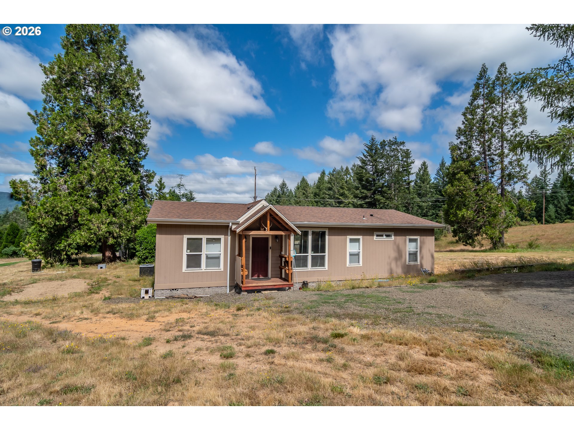 17520 Highway 42 Property Photo 1