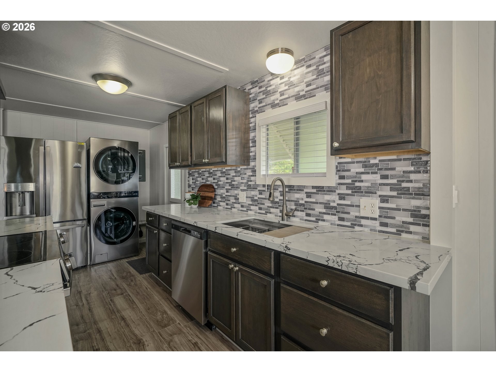612 N Cascade Dr Property Photo 13