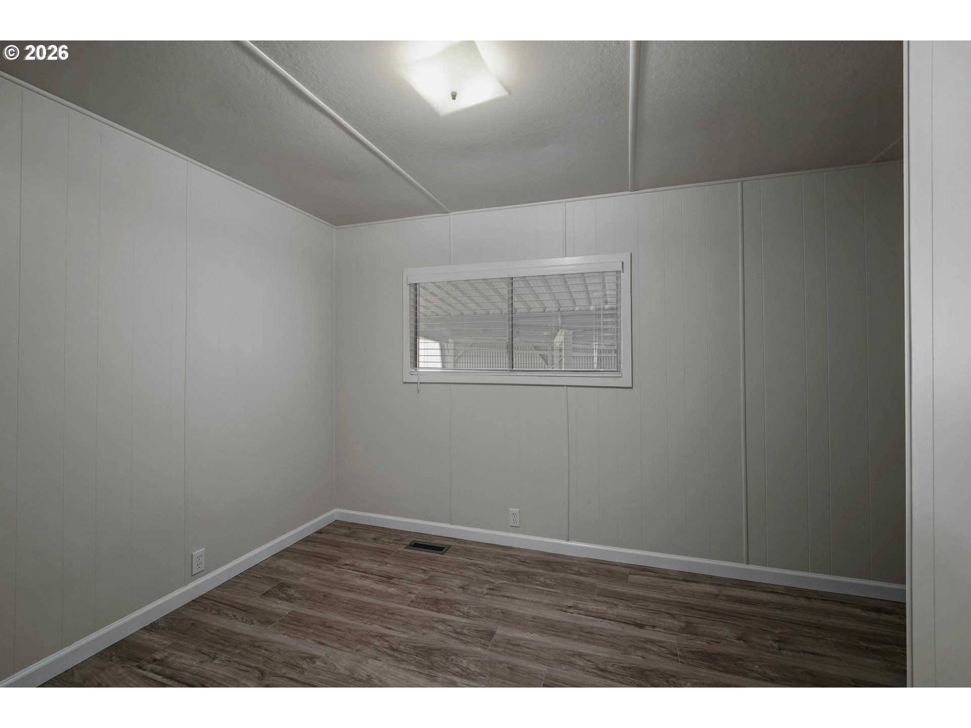 612 N Cascade Dr Property Photo 26