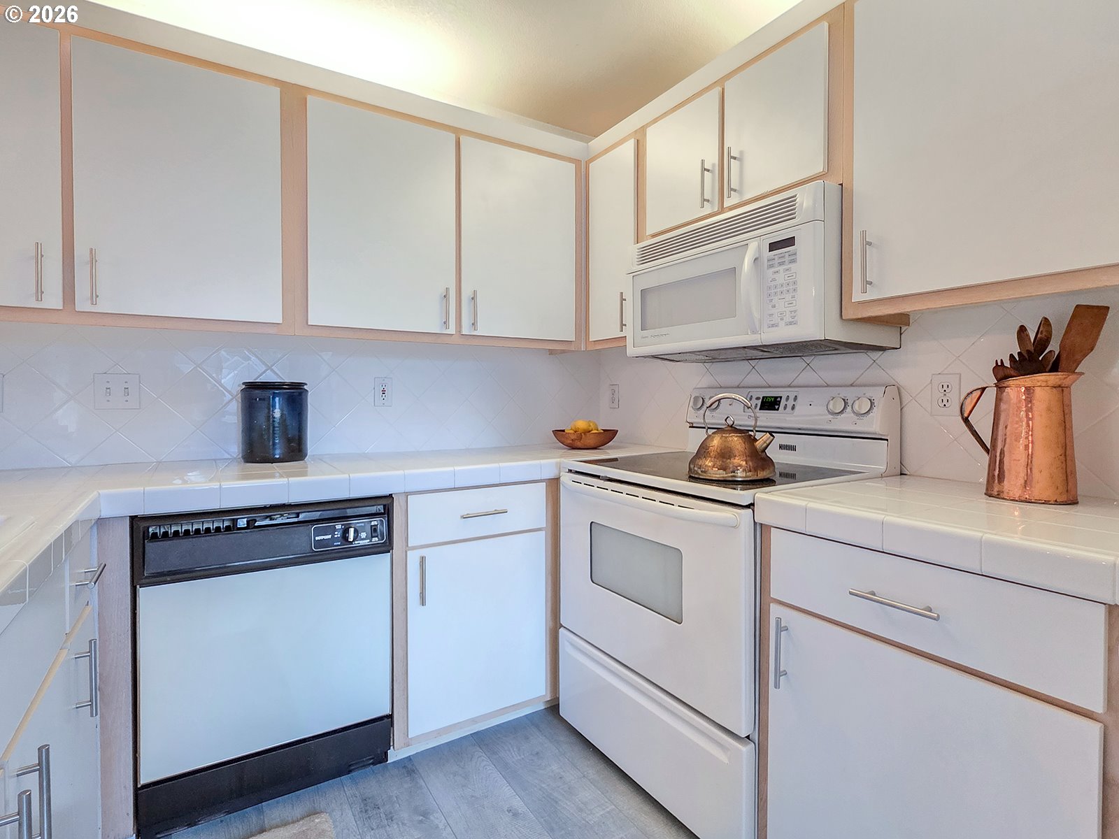 5225 Jean Rd 205 Property Photo 14