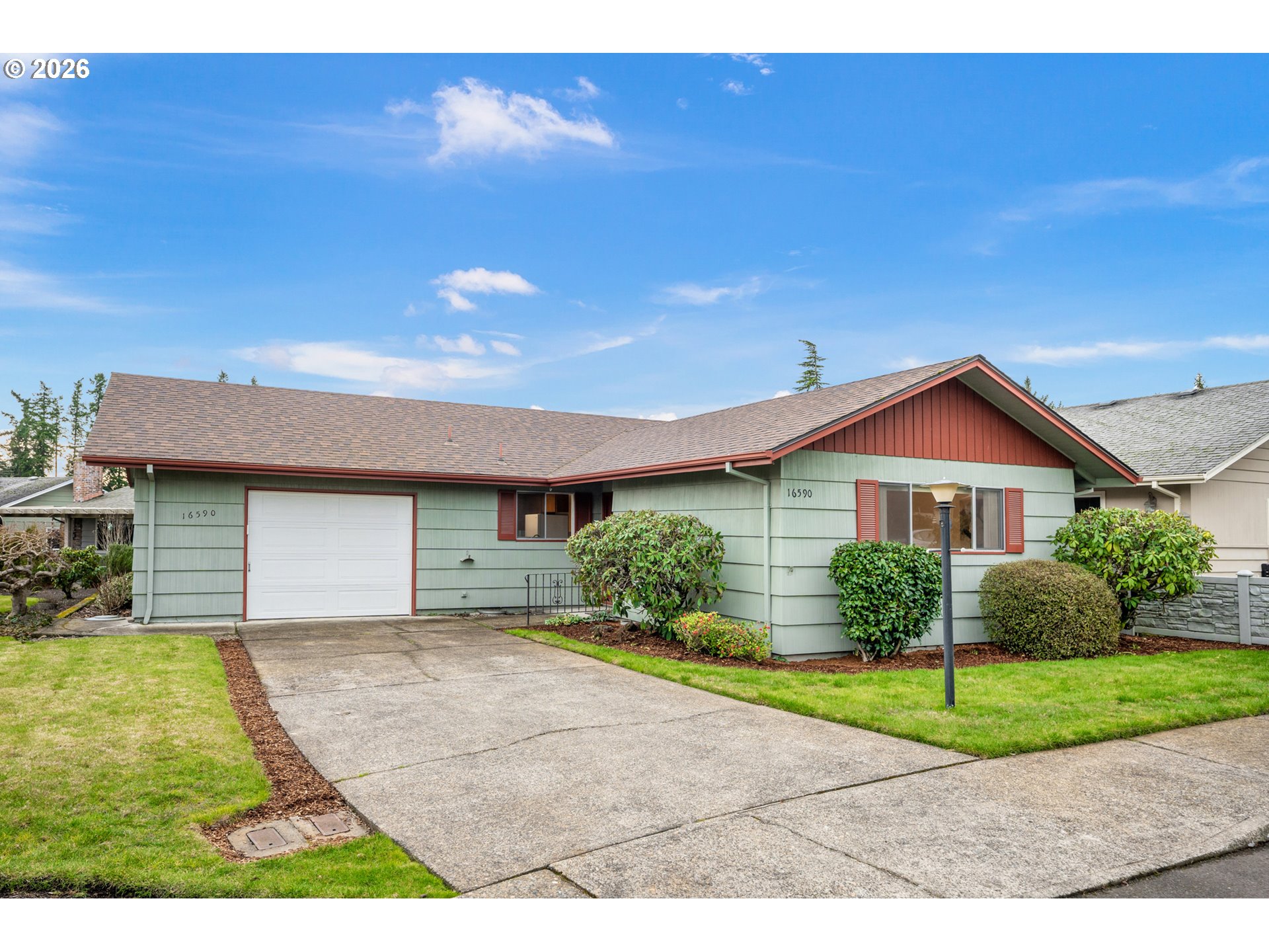 16590 SW KING CHARLES AVE Property Photo 1