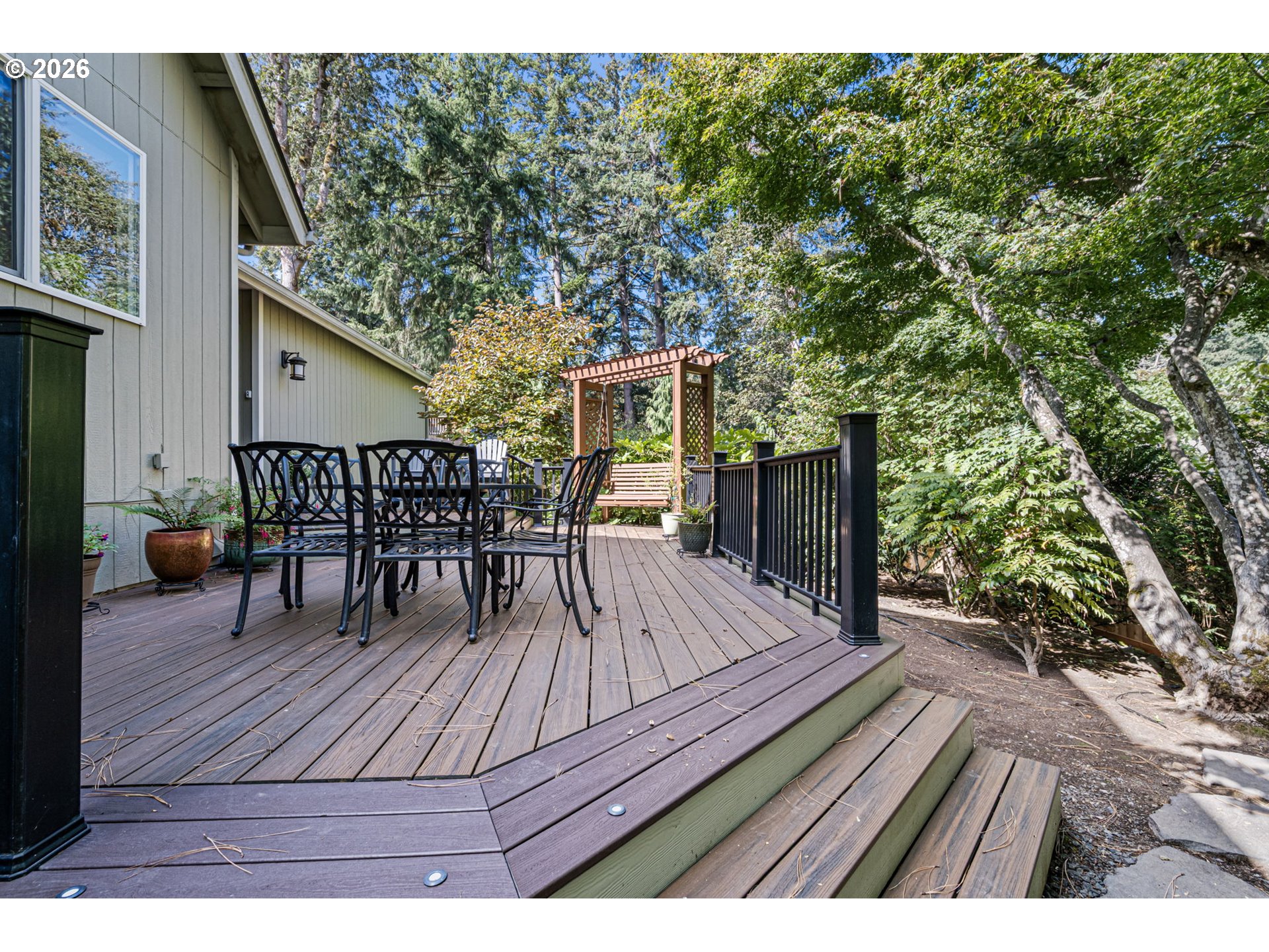 85 W 35th Pl Property Photo 36
