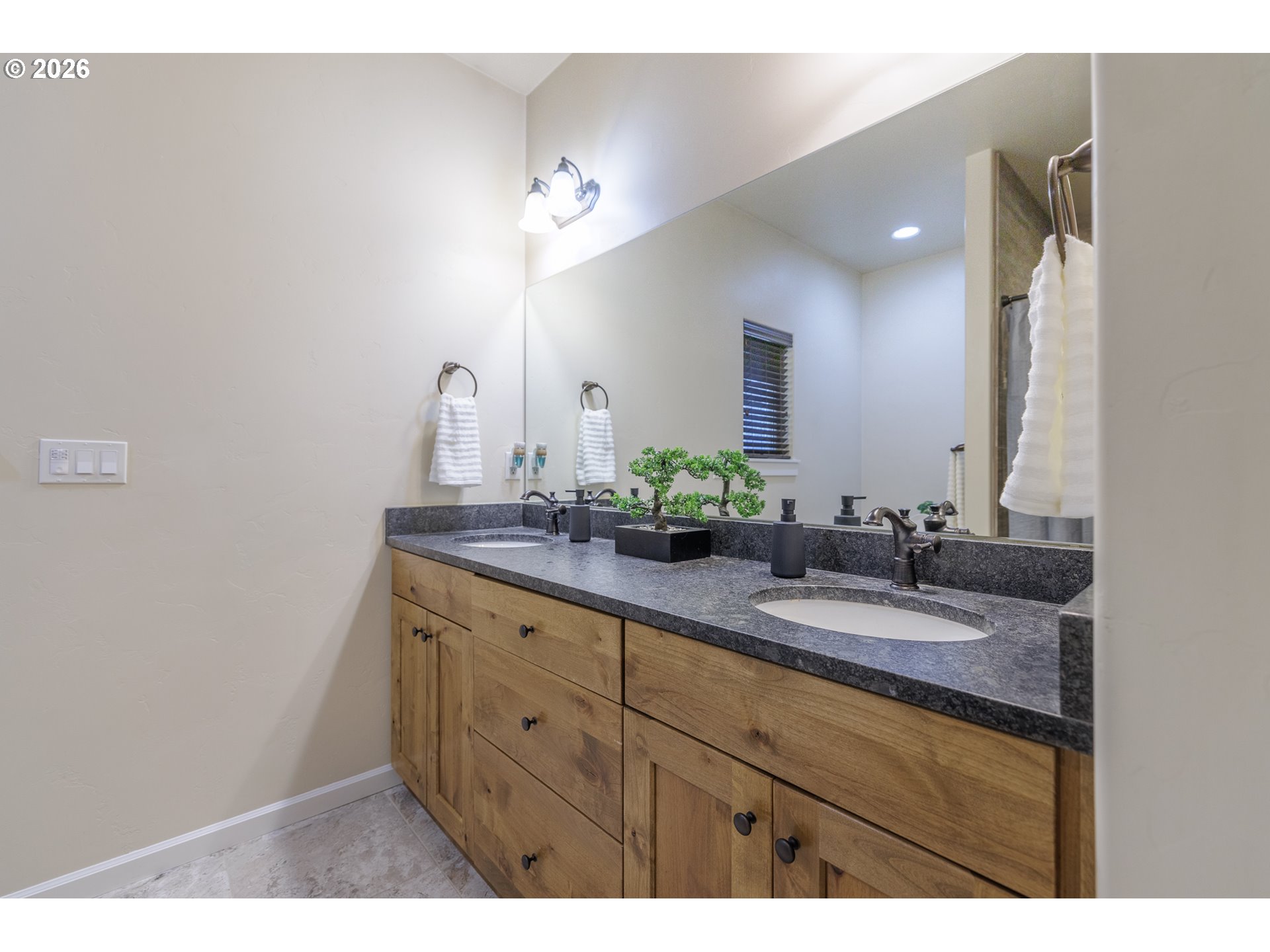 16802 Pony Express Way Property Photo 12
