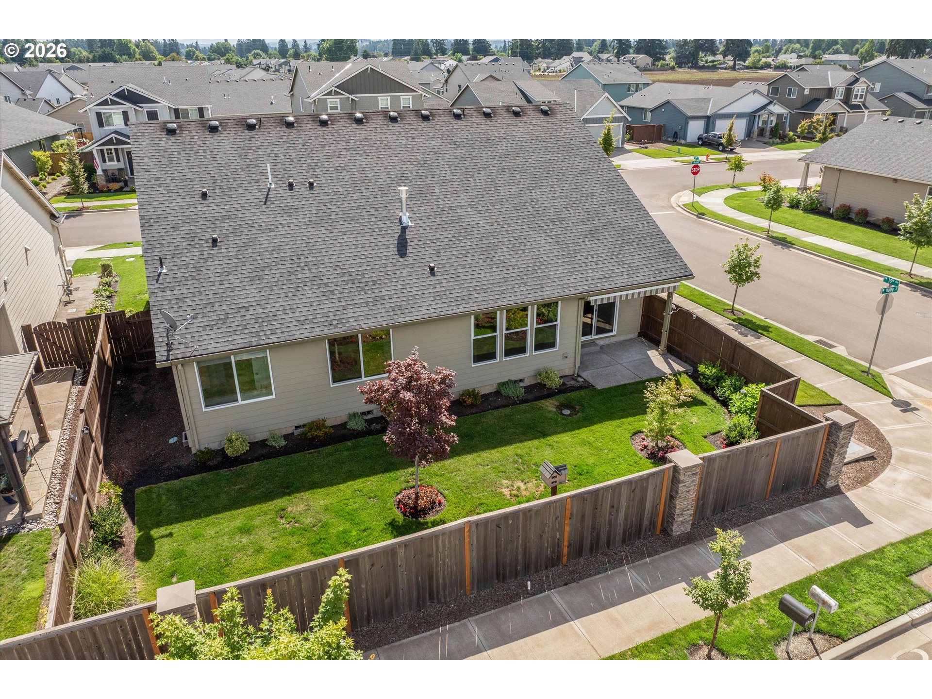 1917 N Hyssop St Property Photo 43