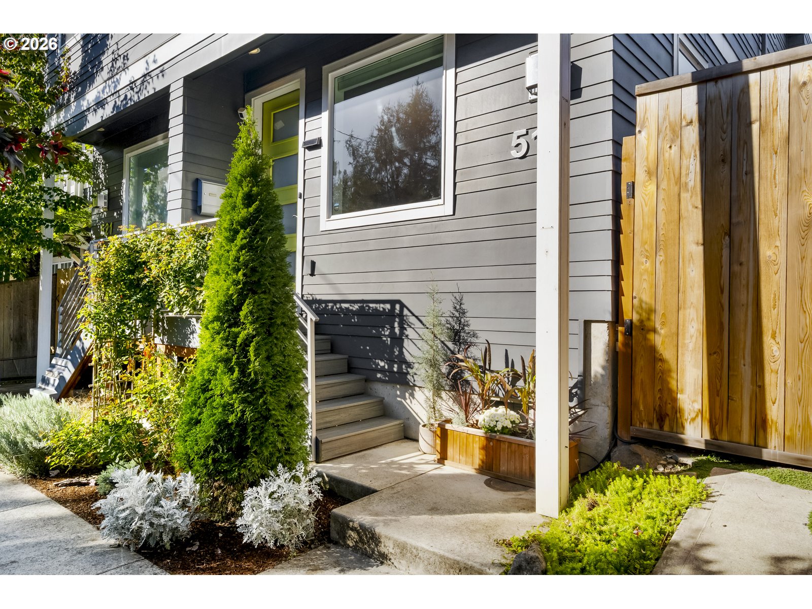 519 N Cook St Property Photo 3
