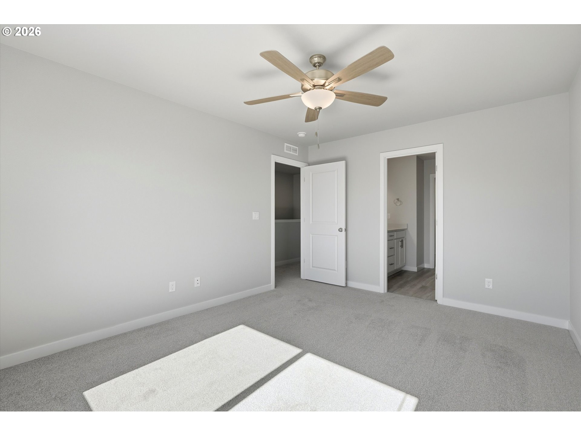 306 E Wilson St Property Photo 18
