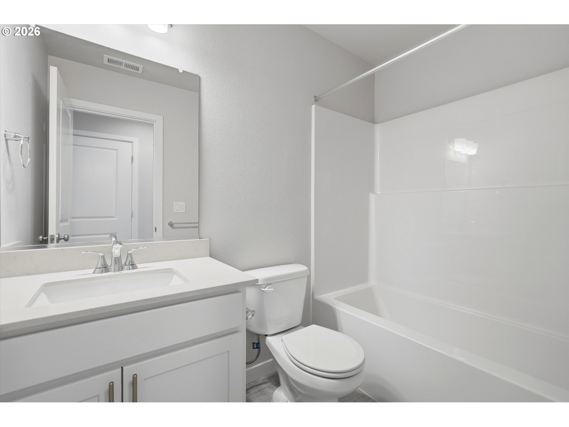 306 E Wilson St Property Photo 24