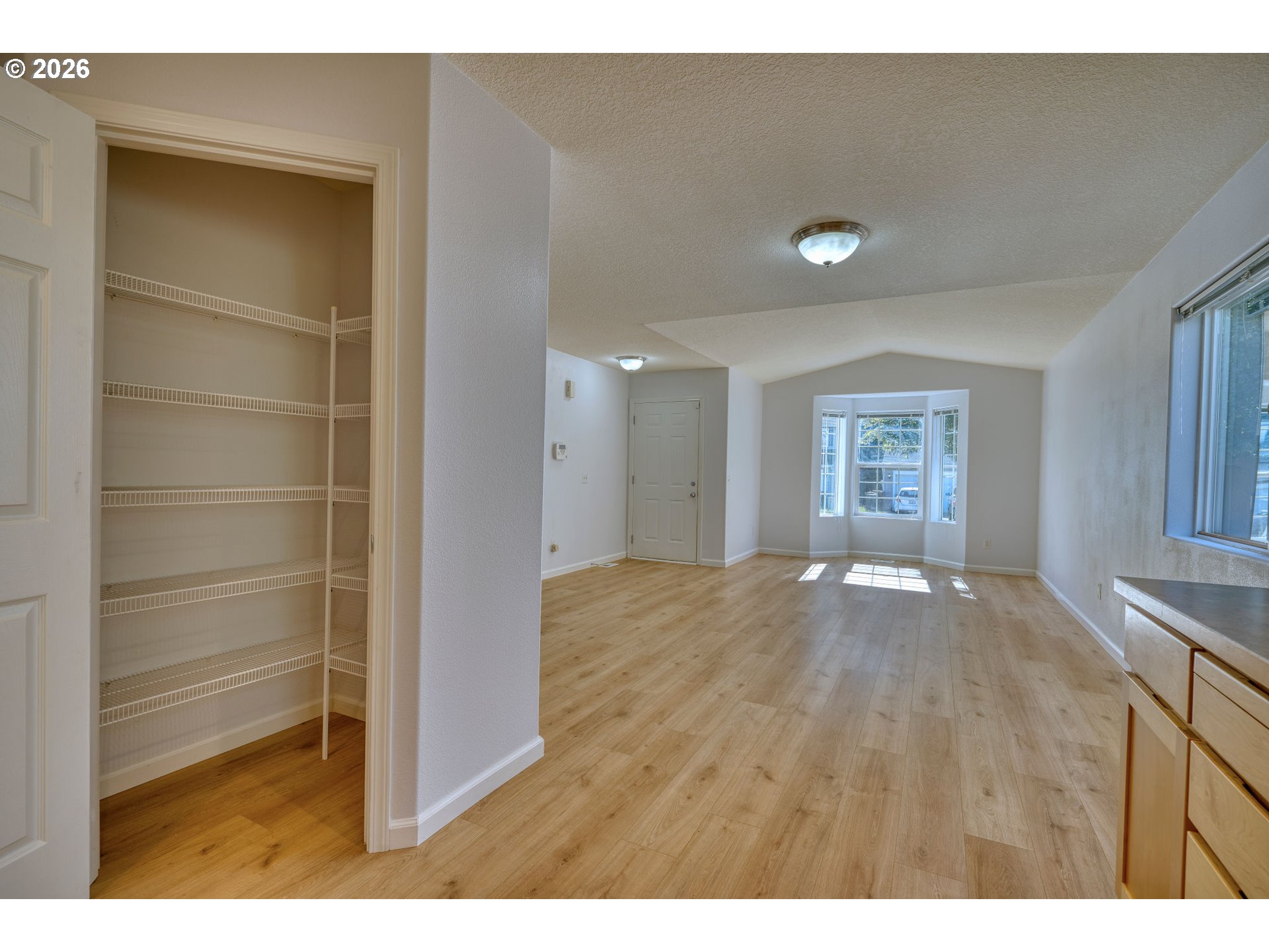 35340 Oakwood Dr Property Photo 6