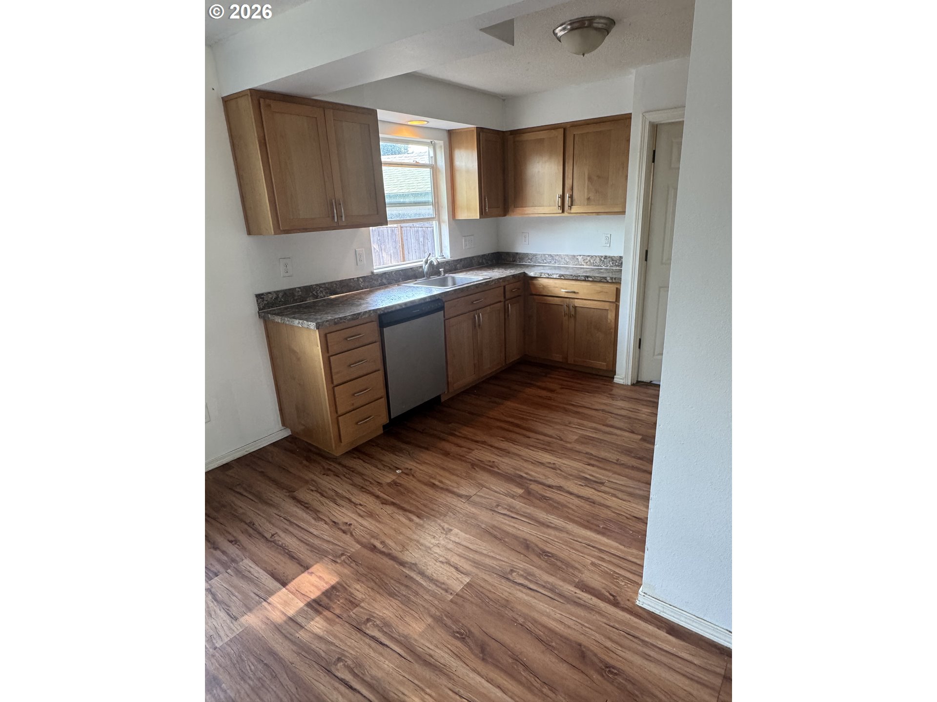 606 Beech St Property Photo 2