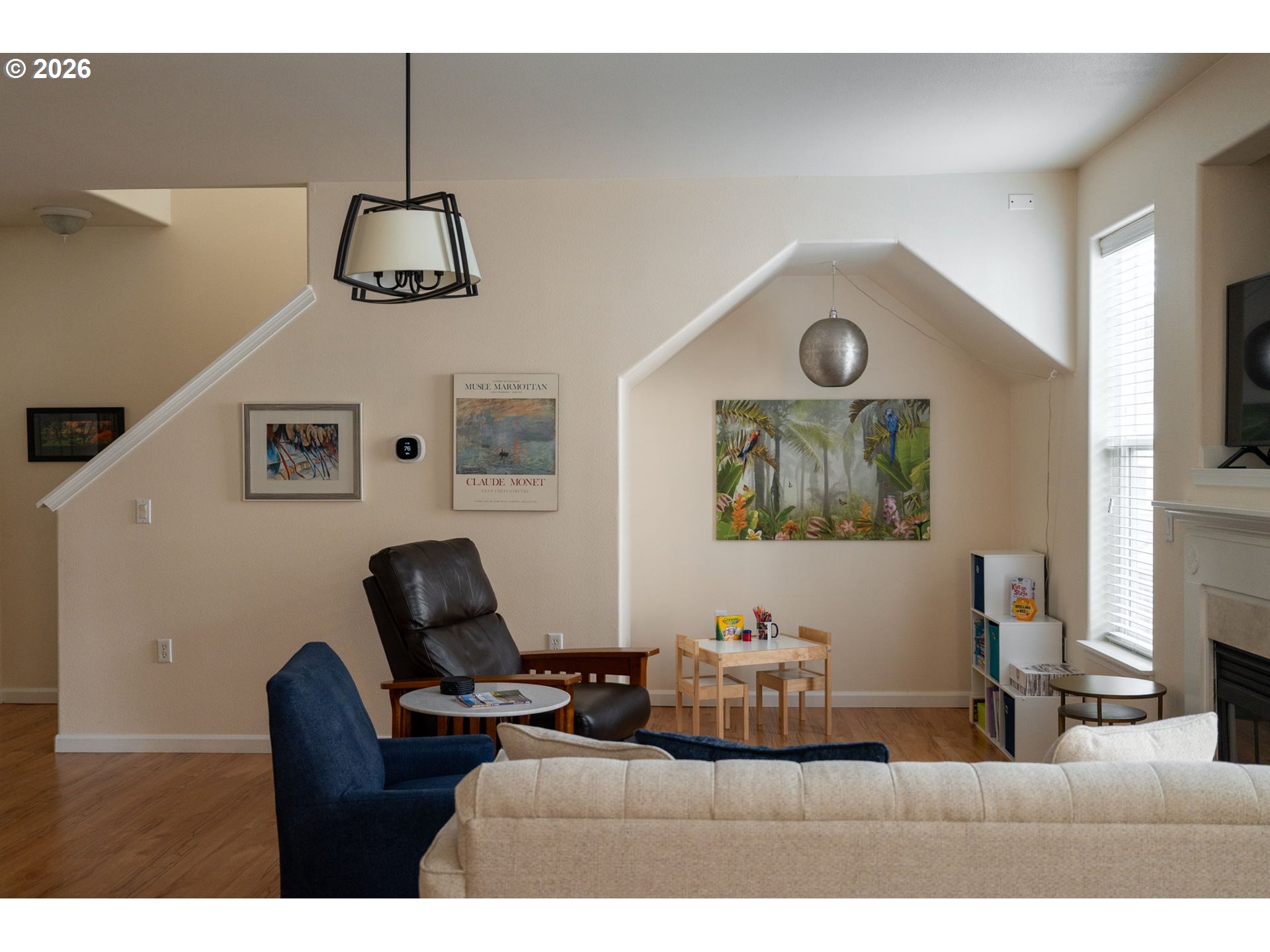 604 Springtree Ln Property Photo 11