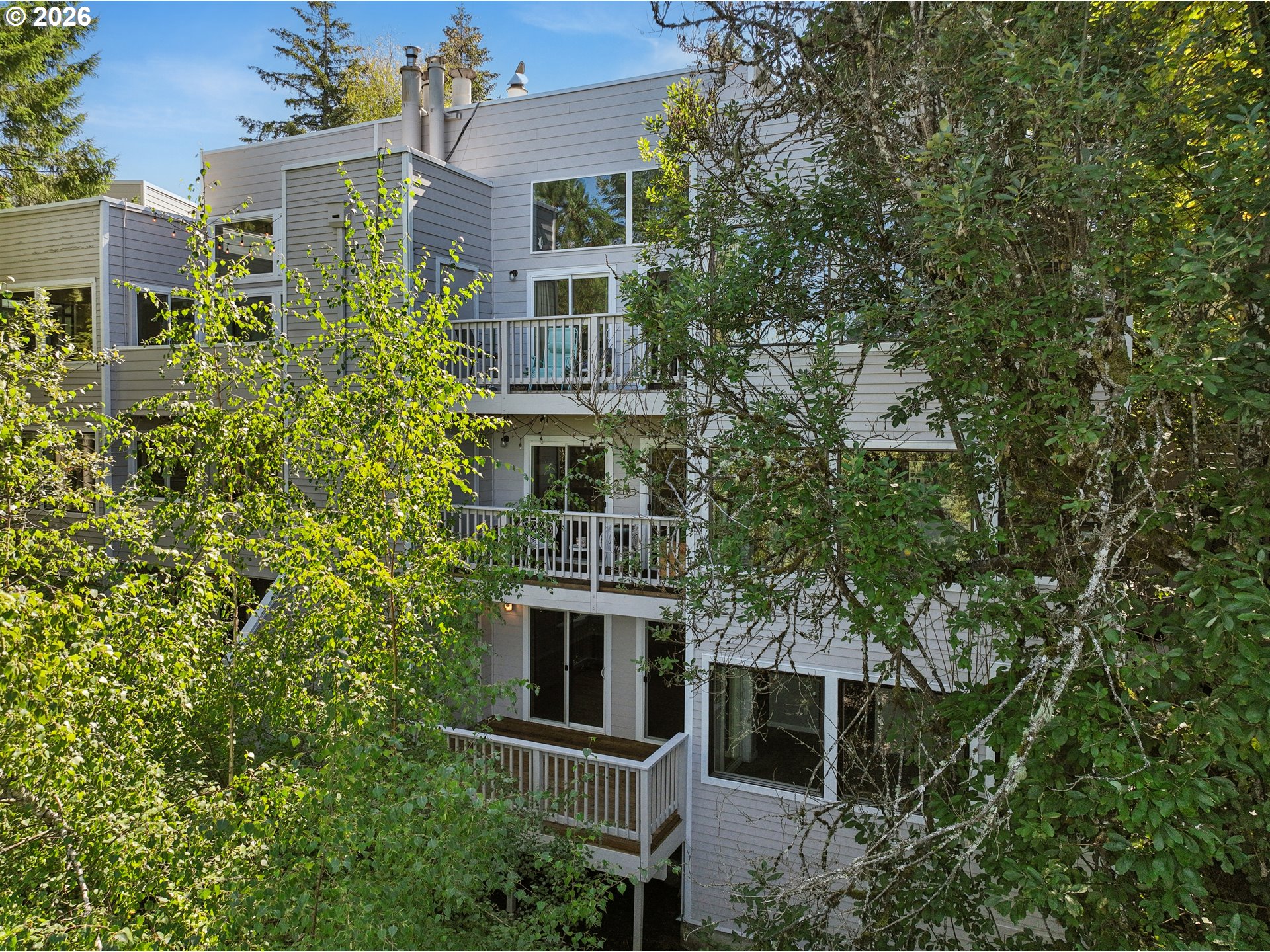 48 Eagle Crest Dr 2e Property Photo 1
