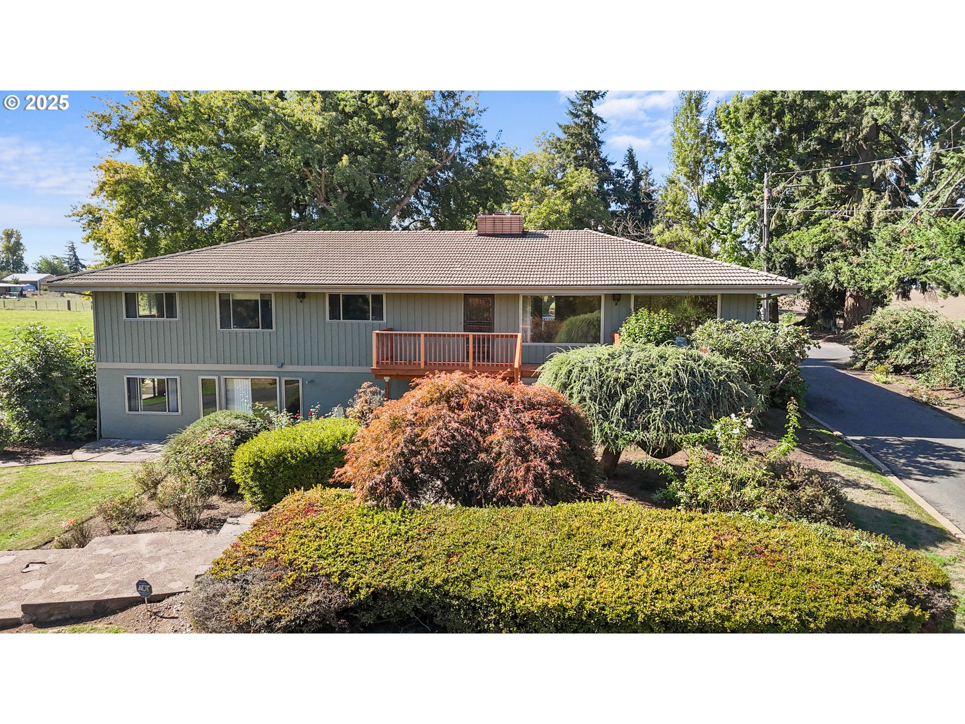 15895 Old Butteville Rd Ne Property Photo 1