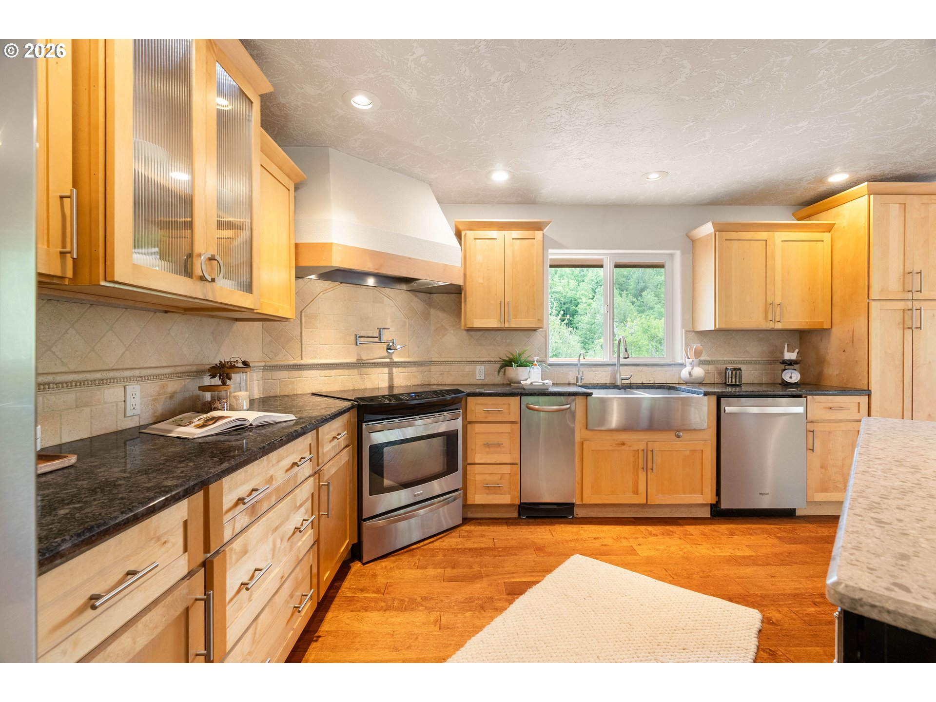39448 E Knieriem Rd Property Photo 17