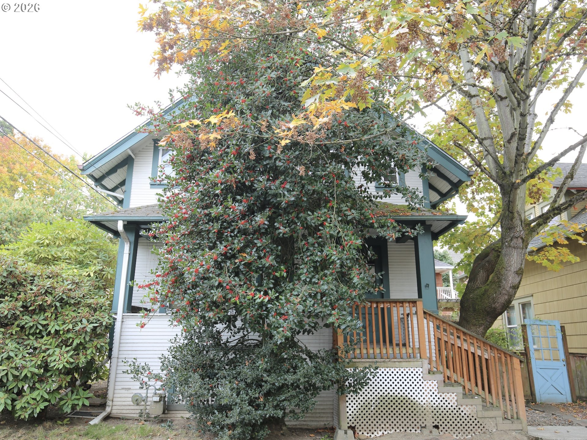 1936 Se Oak St Property Photo 2