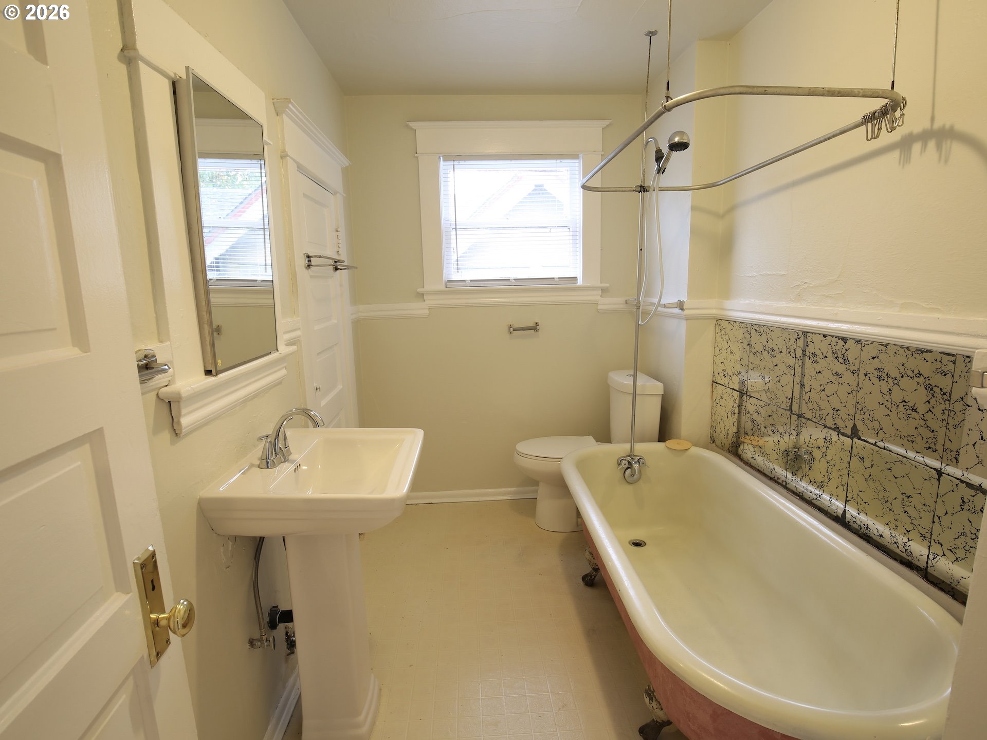 1936 Se Oak St Property Photo 20