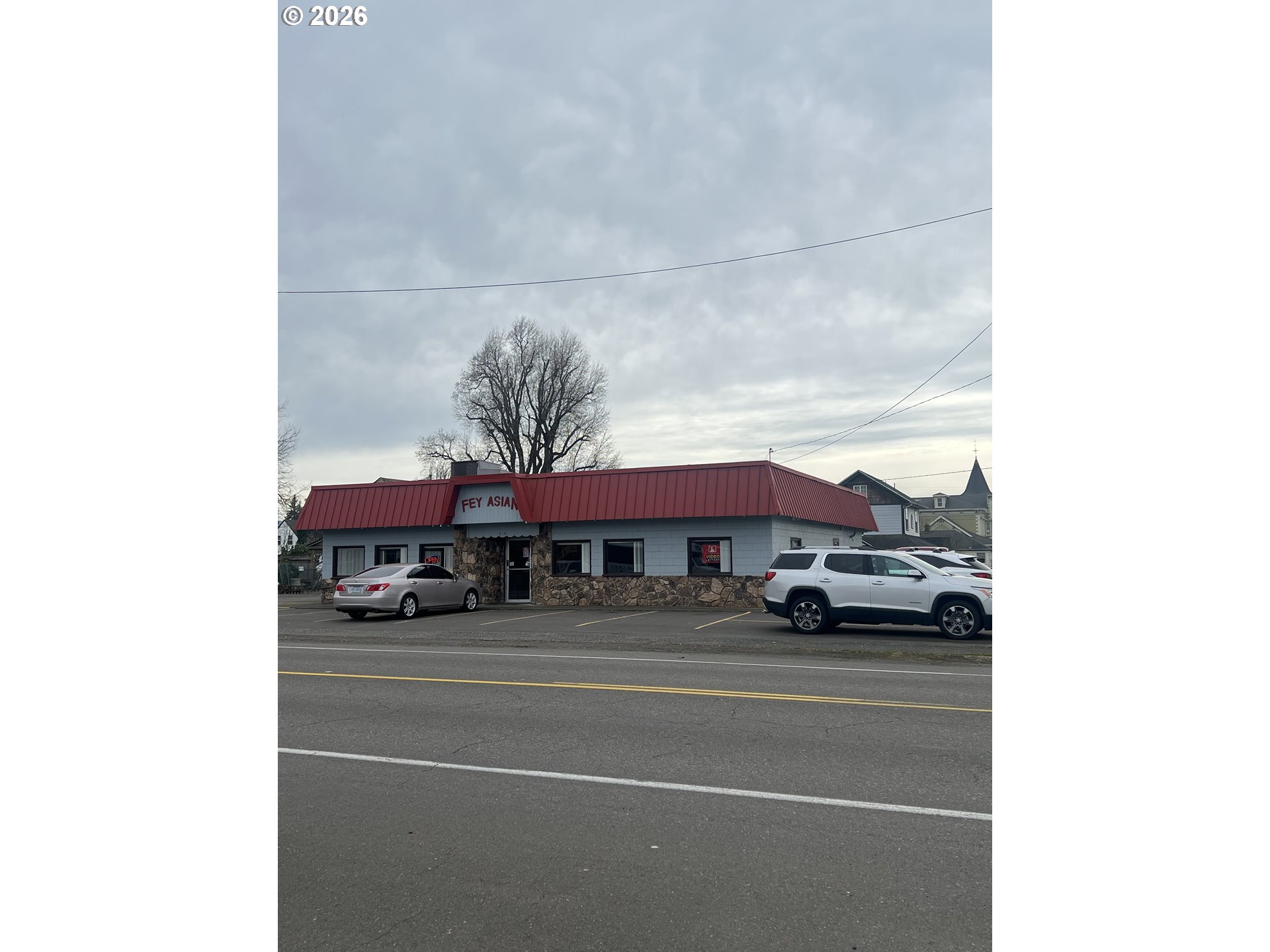 210 E Washington St Property Photo 2