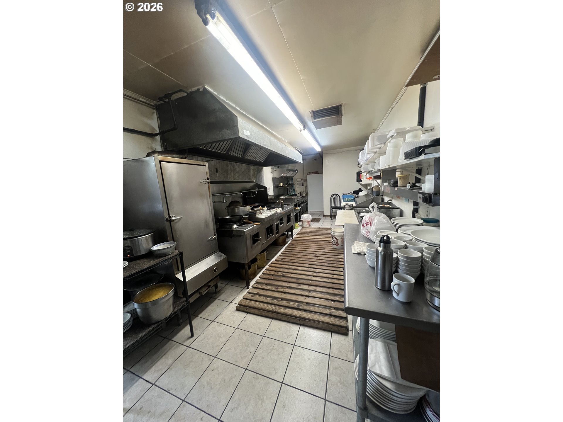 210 E Washington St Property Photo 18