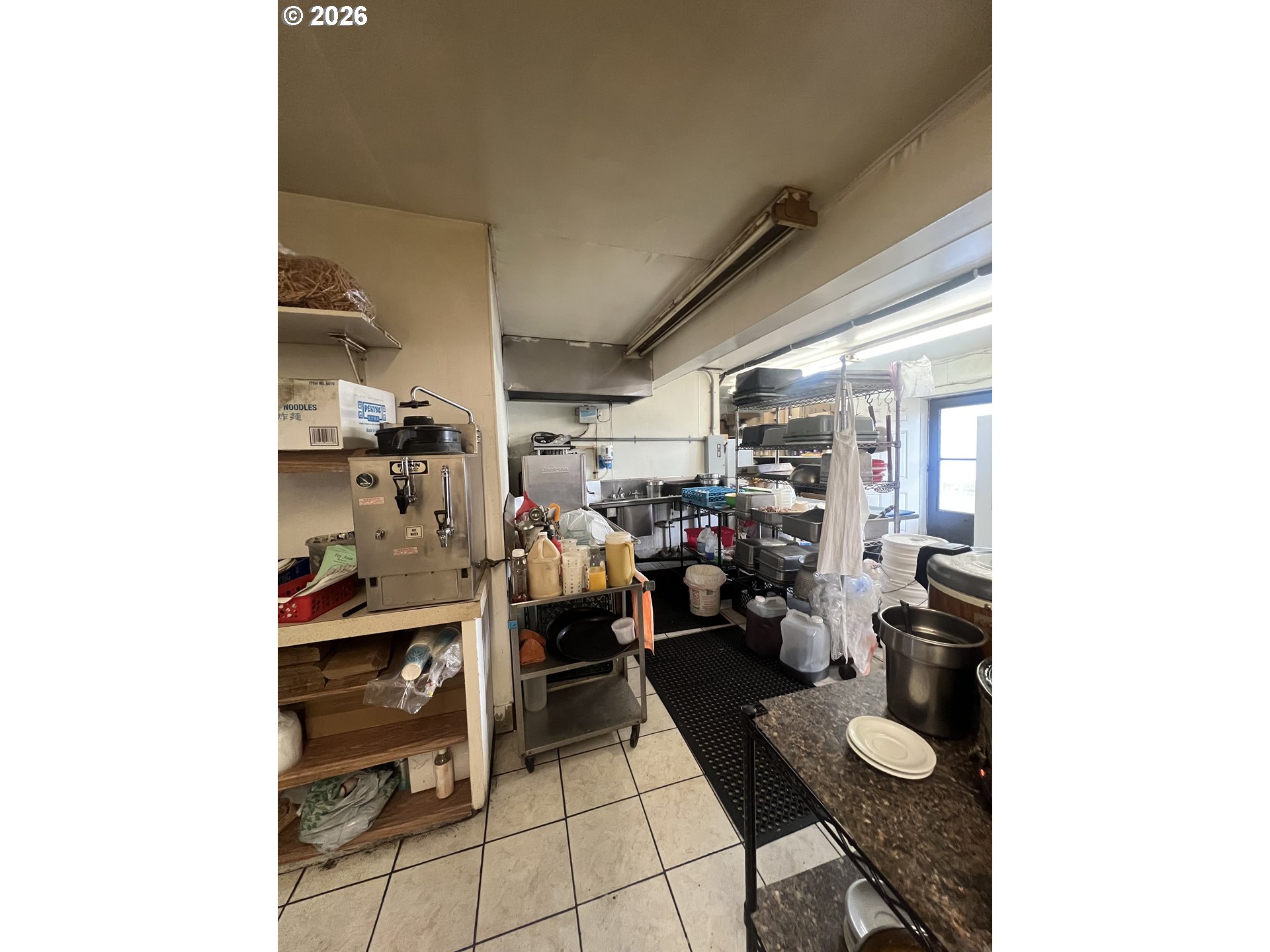 210 E Washington St Property Photo 26