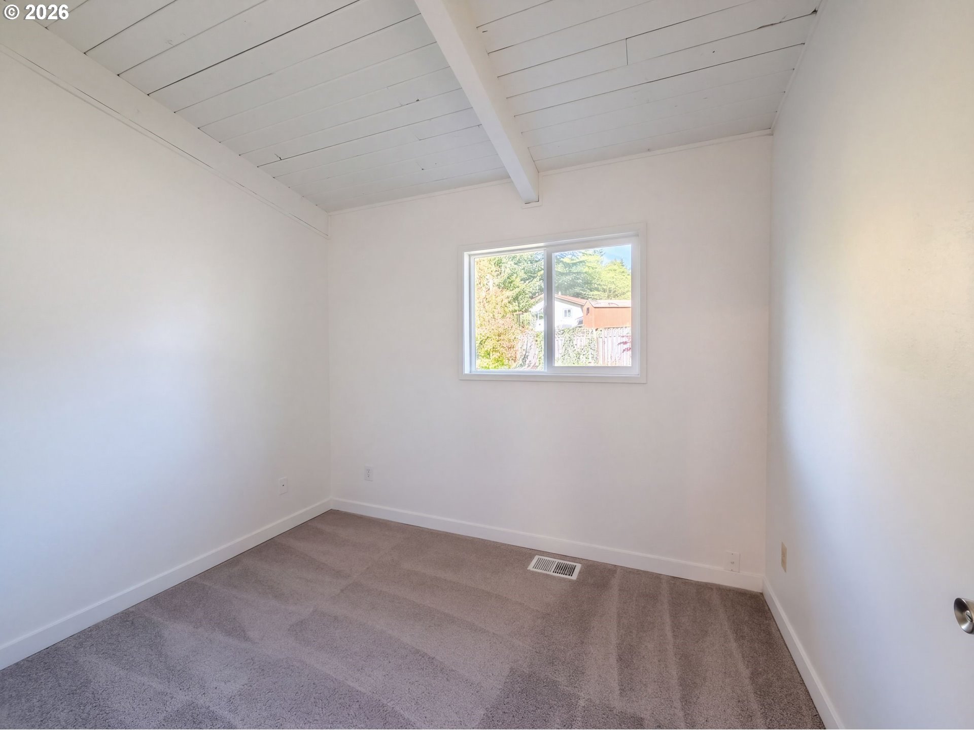19495 Sw Southview St Property Photo 10