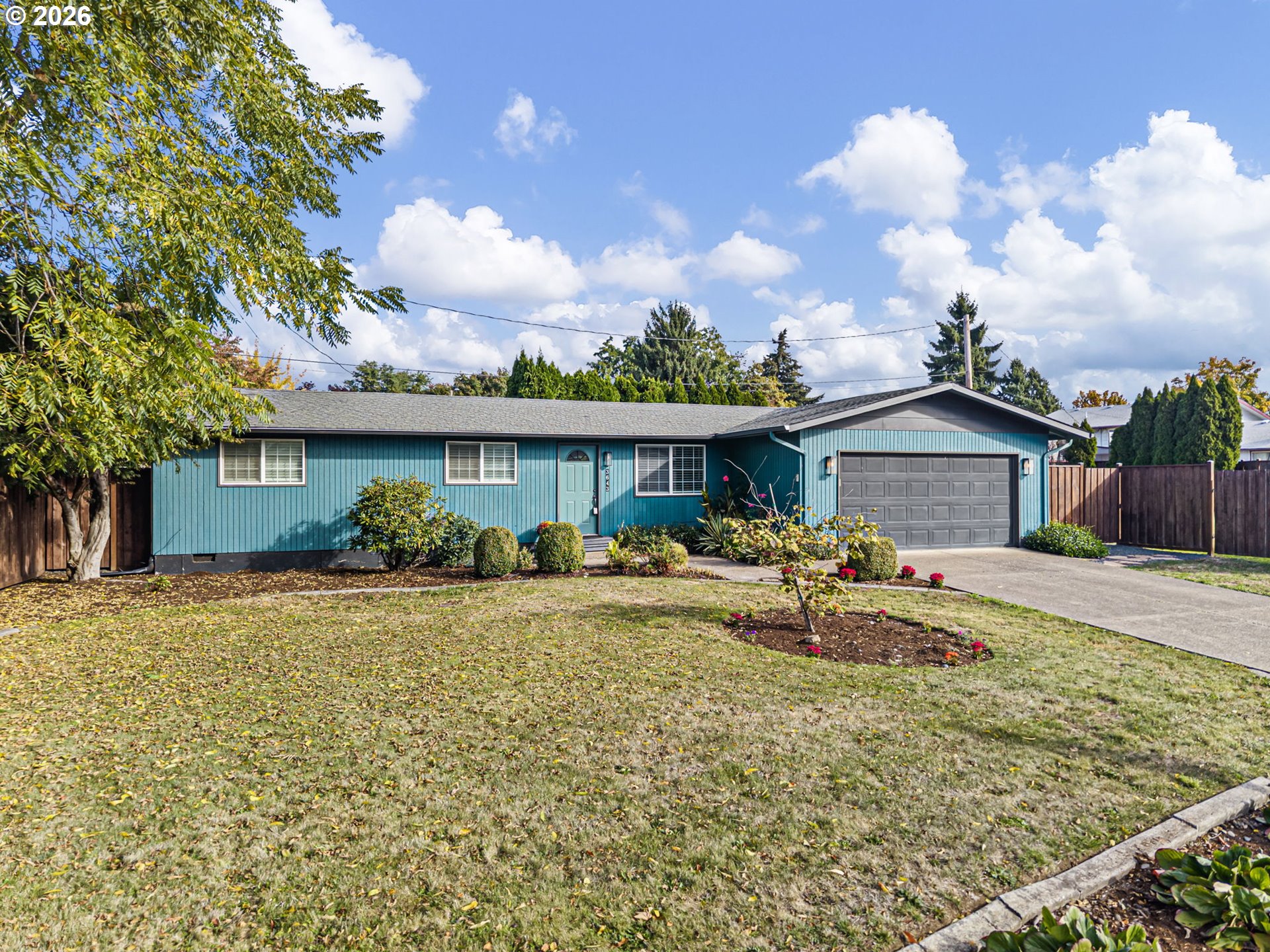 3643 Oxbow Way Property Photo 2