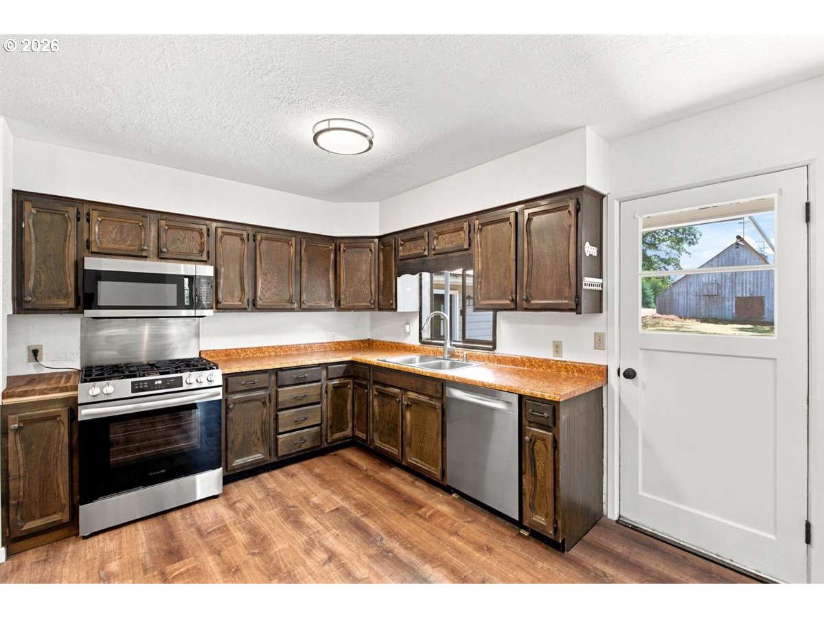 17424 Old Mehama Rd Se Property Photo 9