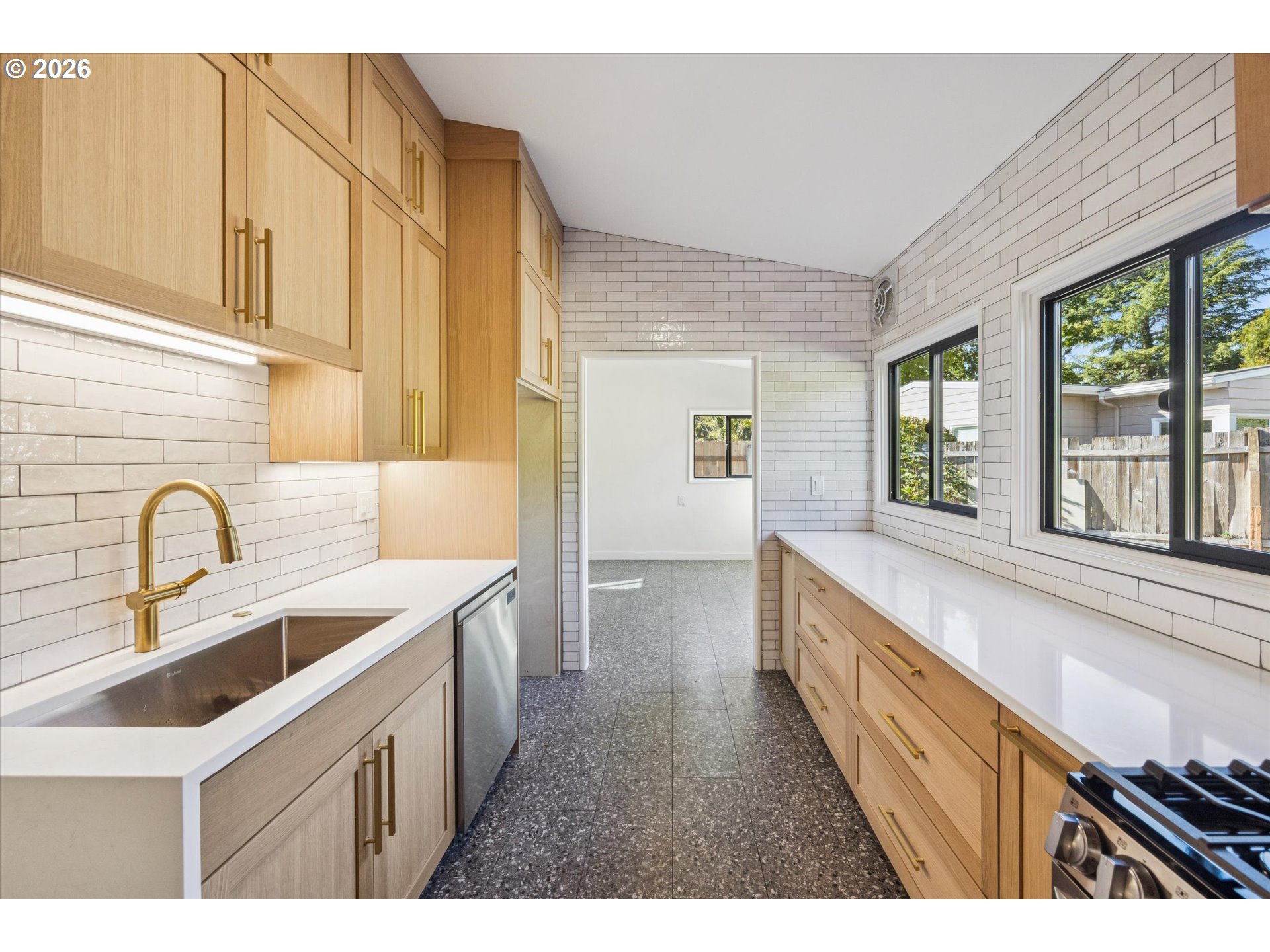 4104 Farview Dr Property Photo 18