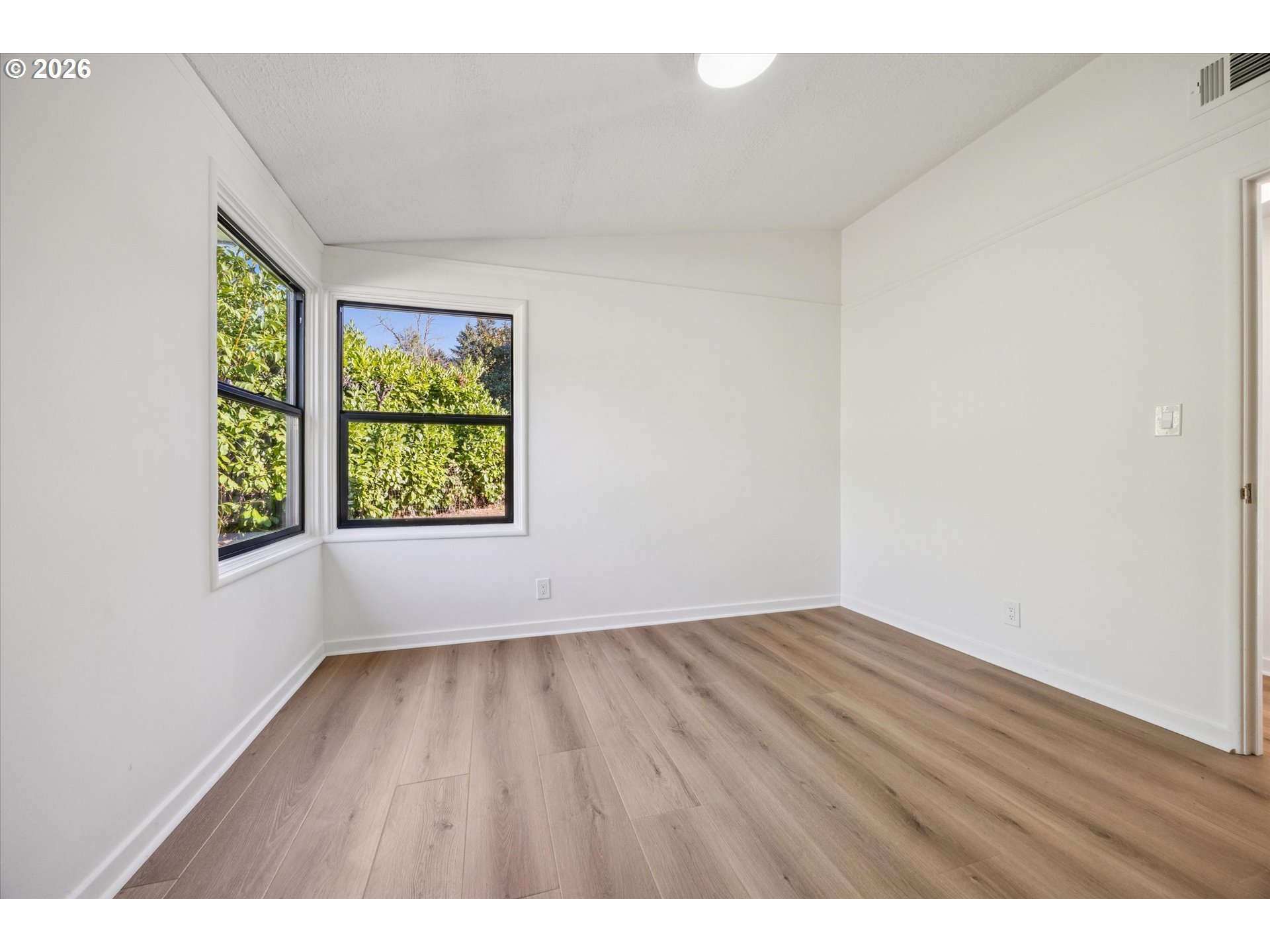 4104 Farview Dr Property Photo 32