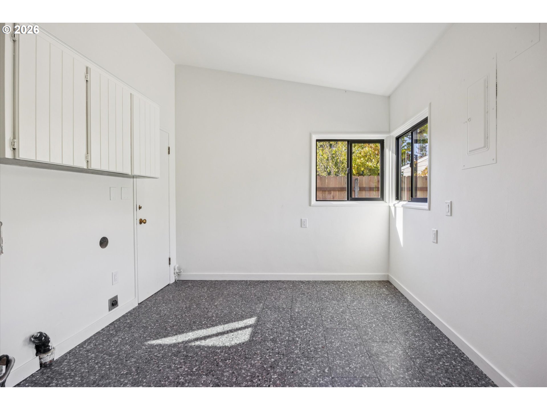 4104 Farview Dr Property Photo 33