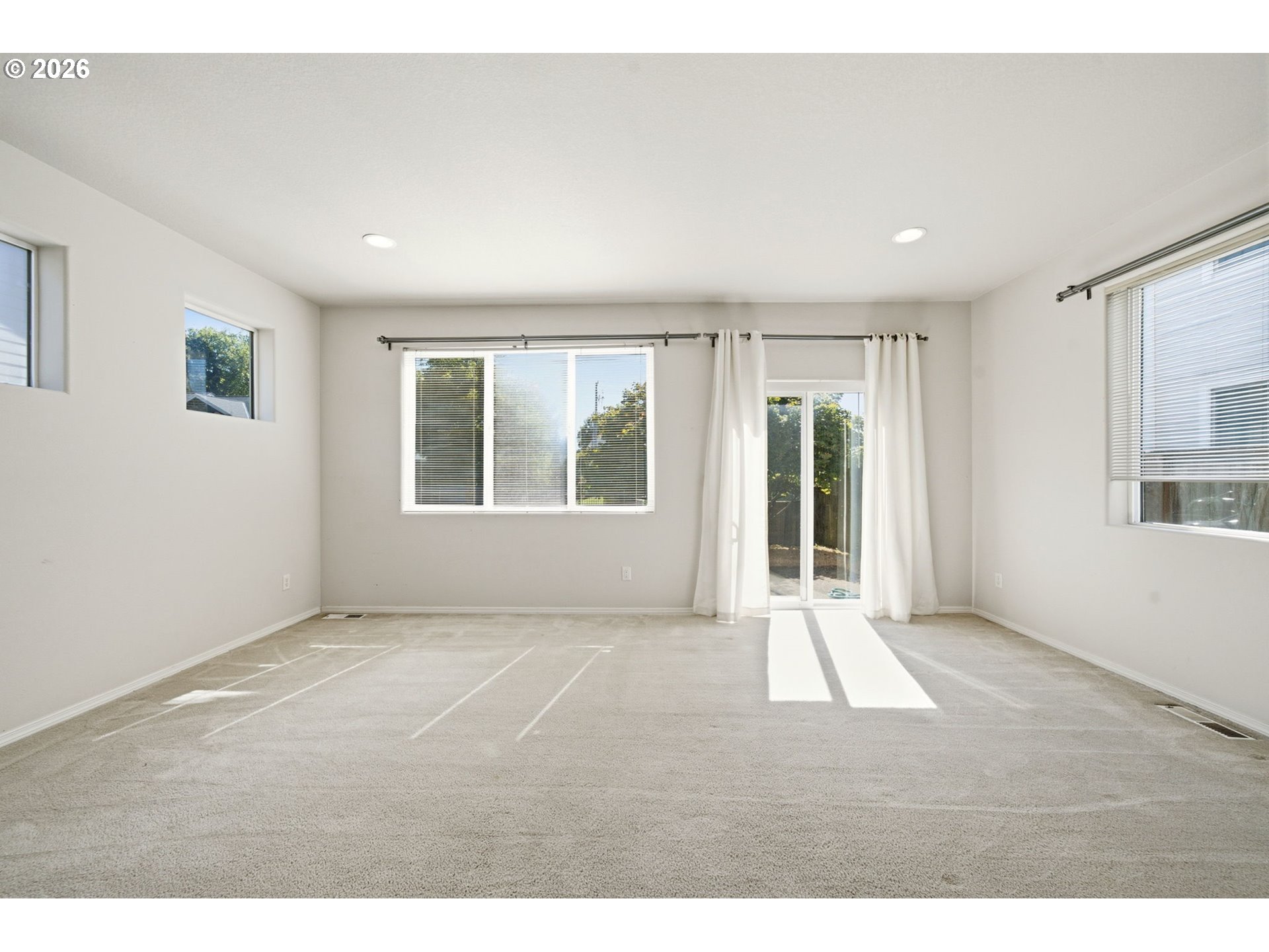 2318 Ne 80th St Property Photo 10
